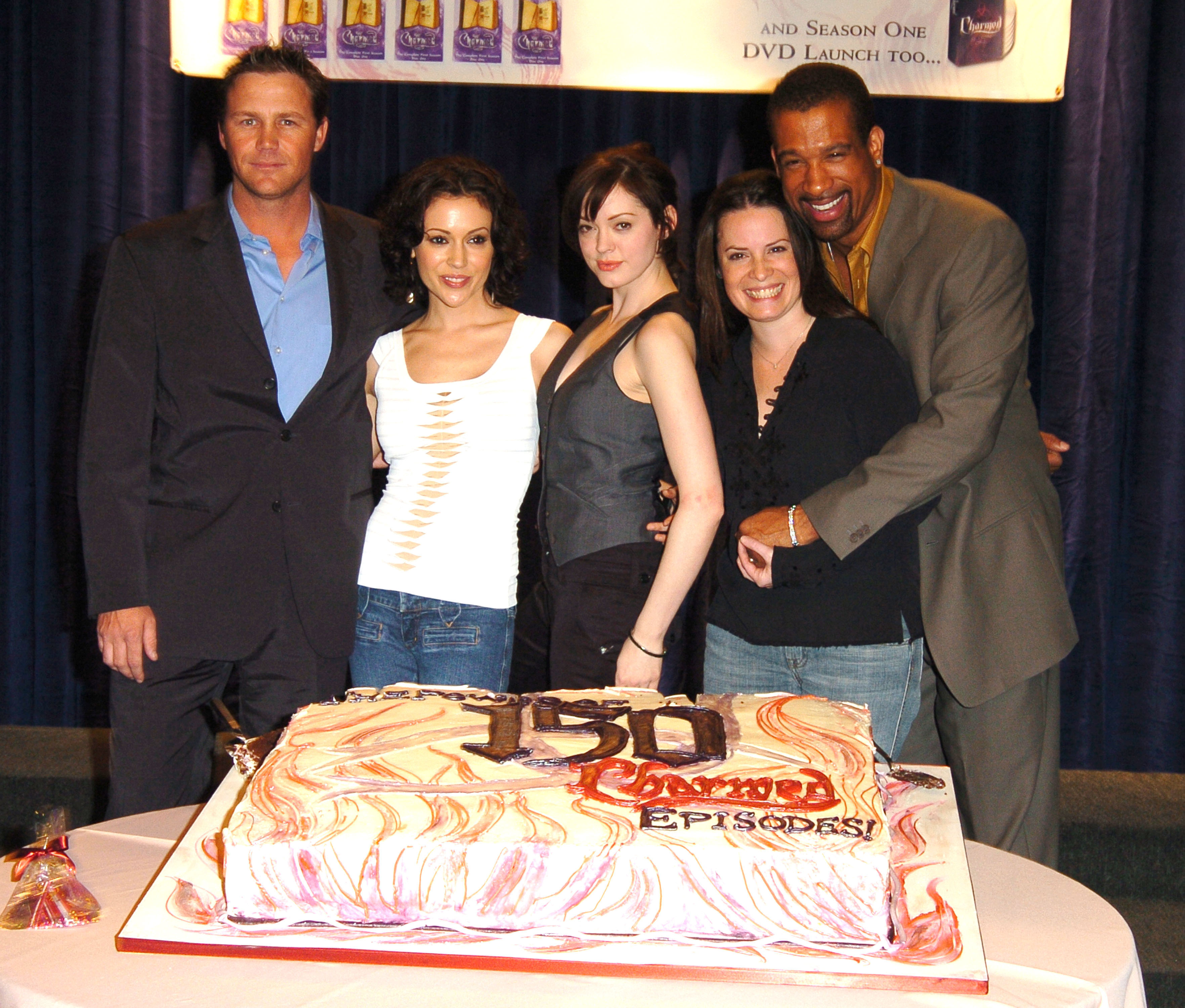 Brian Krause, Alyssa Milano, Rose McGowan, Holly Marie Combs, and Dorian Gregory at "Charmed" Celebrates 150 Episodes and First Season on DVD in 2005 | Source: Getty Images