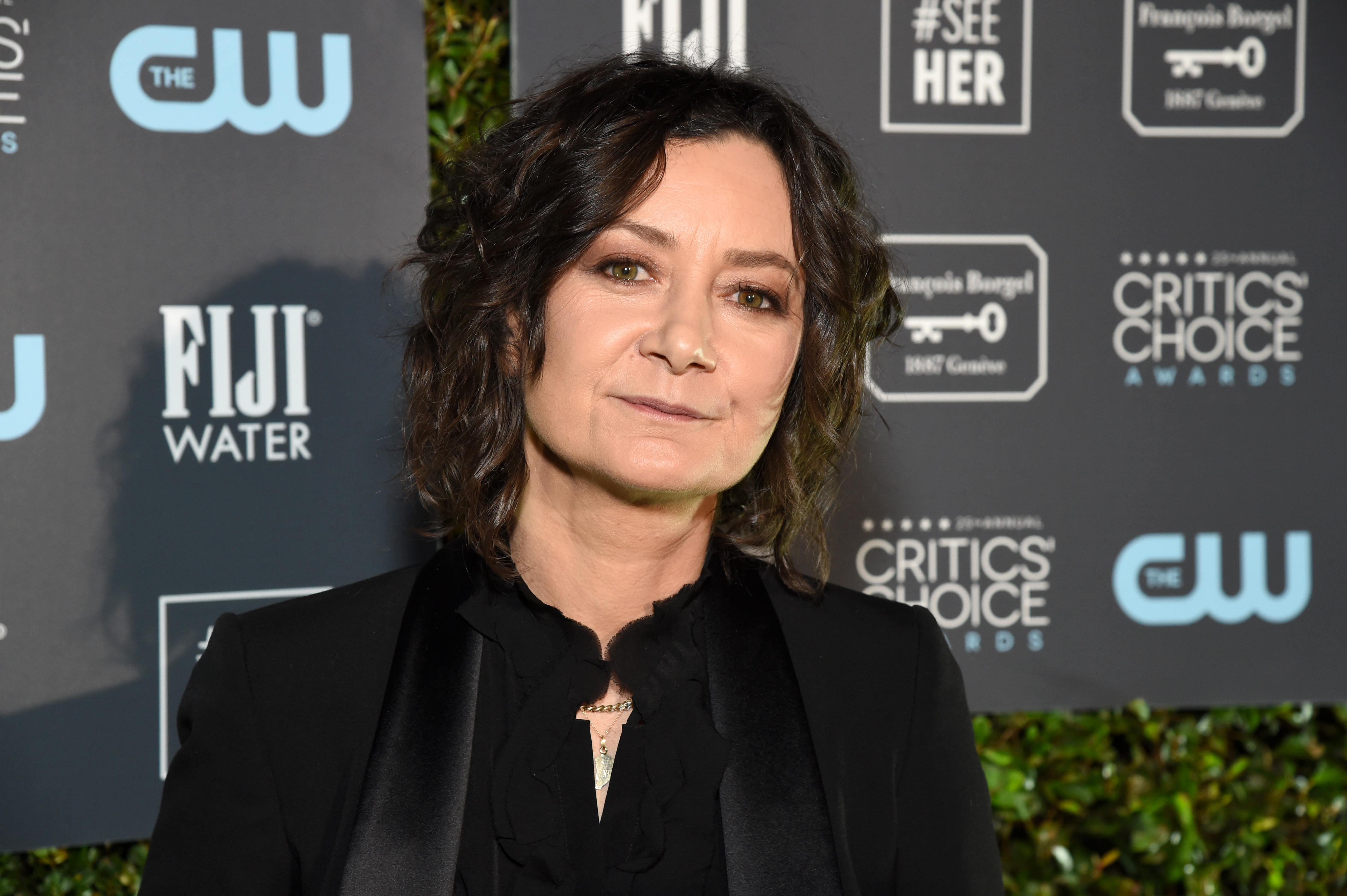 Sara Gilbert at the 25th Annual Critics' Choice Awards in Santa Monica, California on  January 12, 2020 | Source: Getty Images