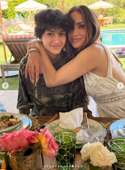 Jennifer Lopez shared a family moment from inside her Hidden Hills property while spending time with one of her children. | Source: Instagram/jlo