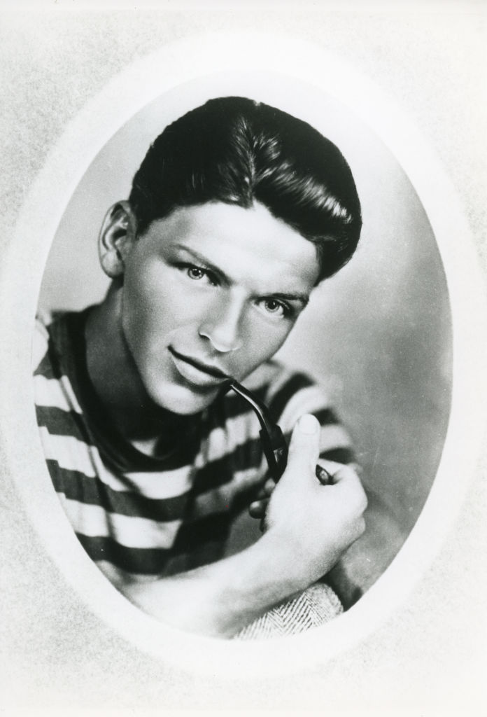 Frank Sinatra circa 1936 | Source: Getty Images