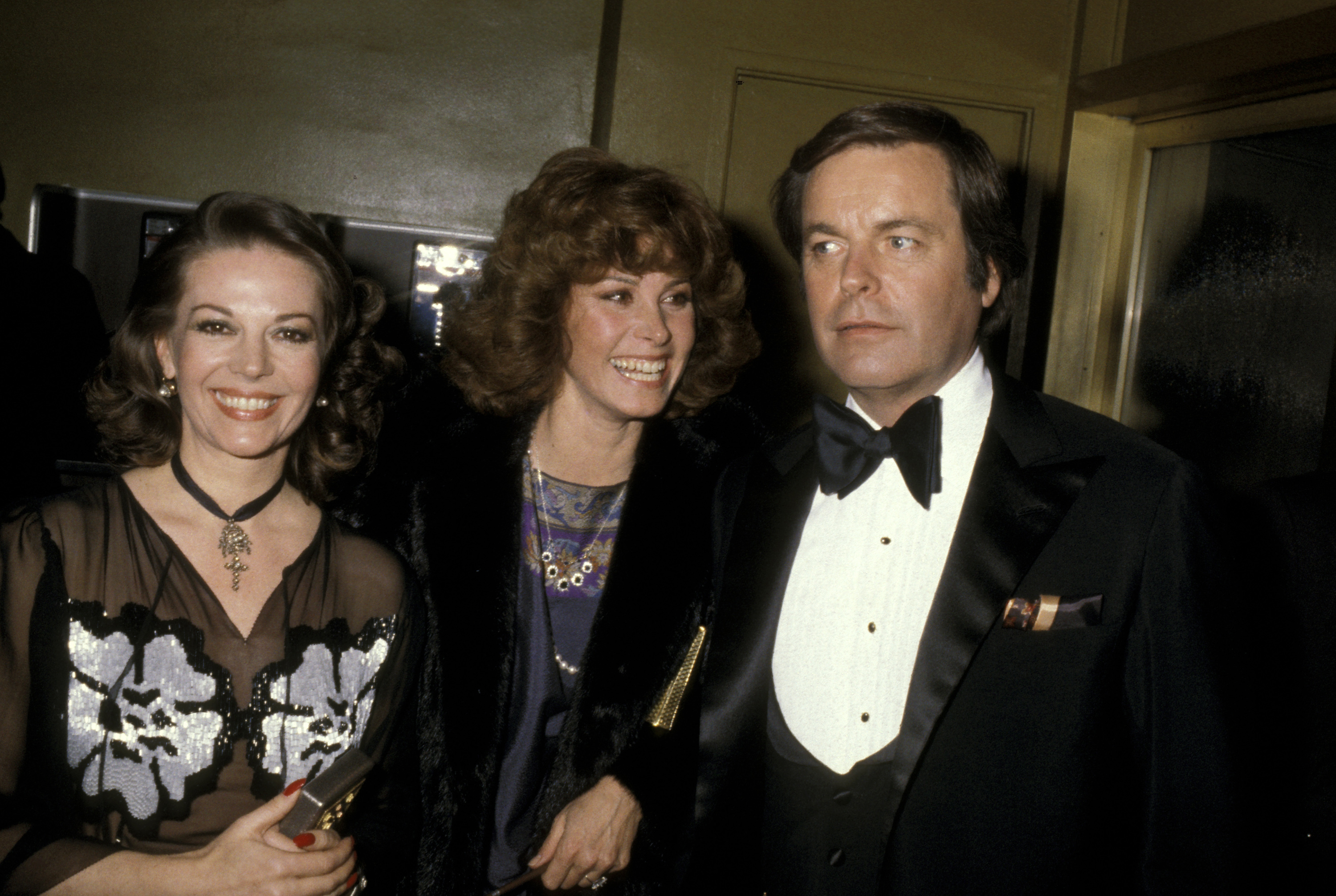 Natalie Wood, Stefanie Powers and Robert Wagner during 6th Annual People's Choice Awards at Hollywood Palladium in Hollywood, California, United States. | Source: Getty Images
