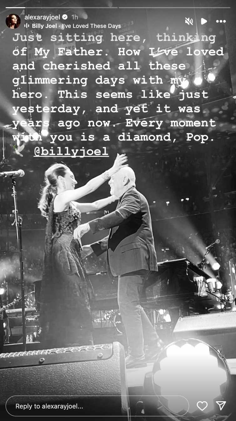 In the second Instagram Story, Alexa shared a black-and-white photo of her and her father on stage, expressing deep appreciation for their time together | Source: Instagram/alexarayjoel