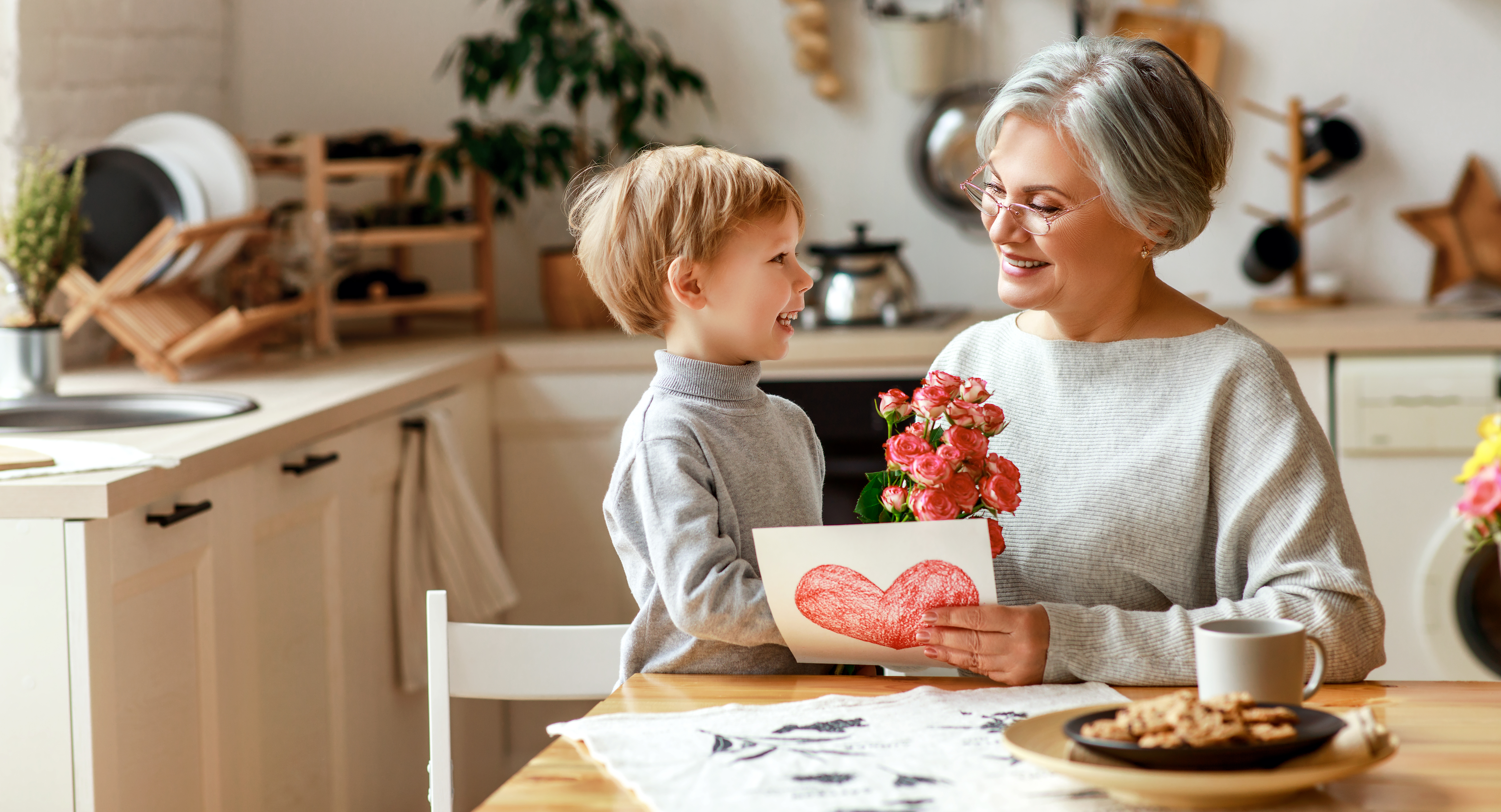 granny with boy | Shutterstock