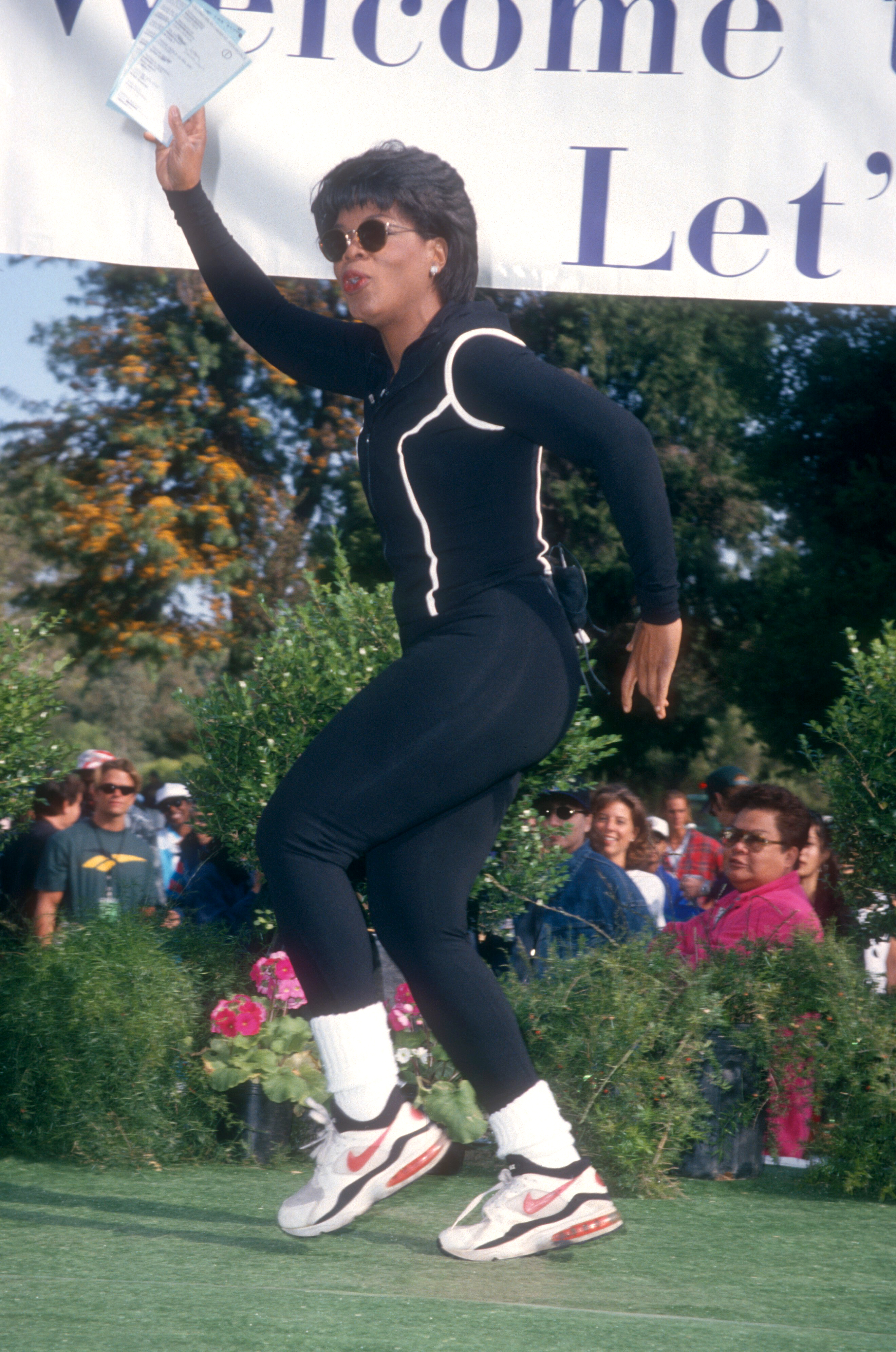 Oprah Winfrey at her Los Angeles Walk Spring Training event in 1995 | Source: Getty Images