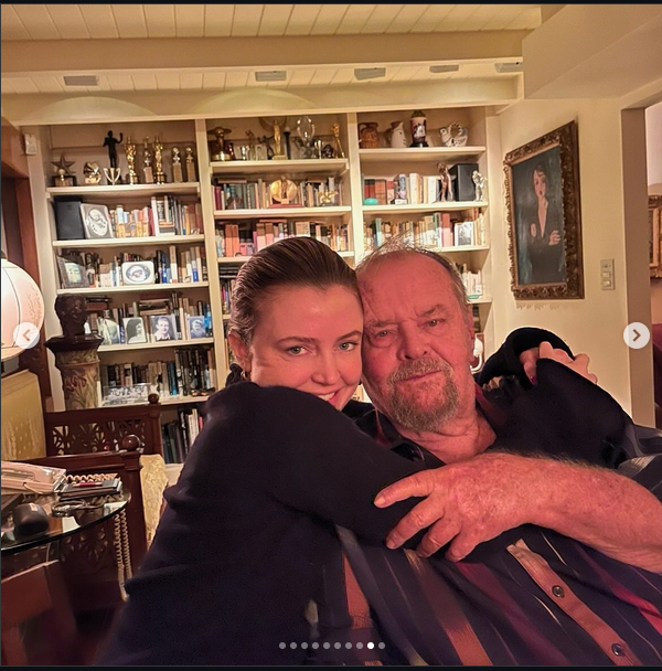 Lorraine and Jack Nicholson, from a post dated January 3, 2025 | Source: Instagram/lnicholson/
