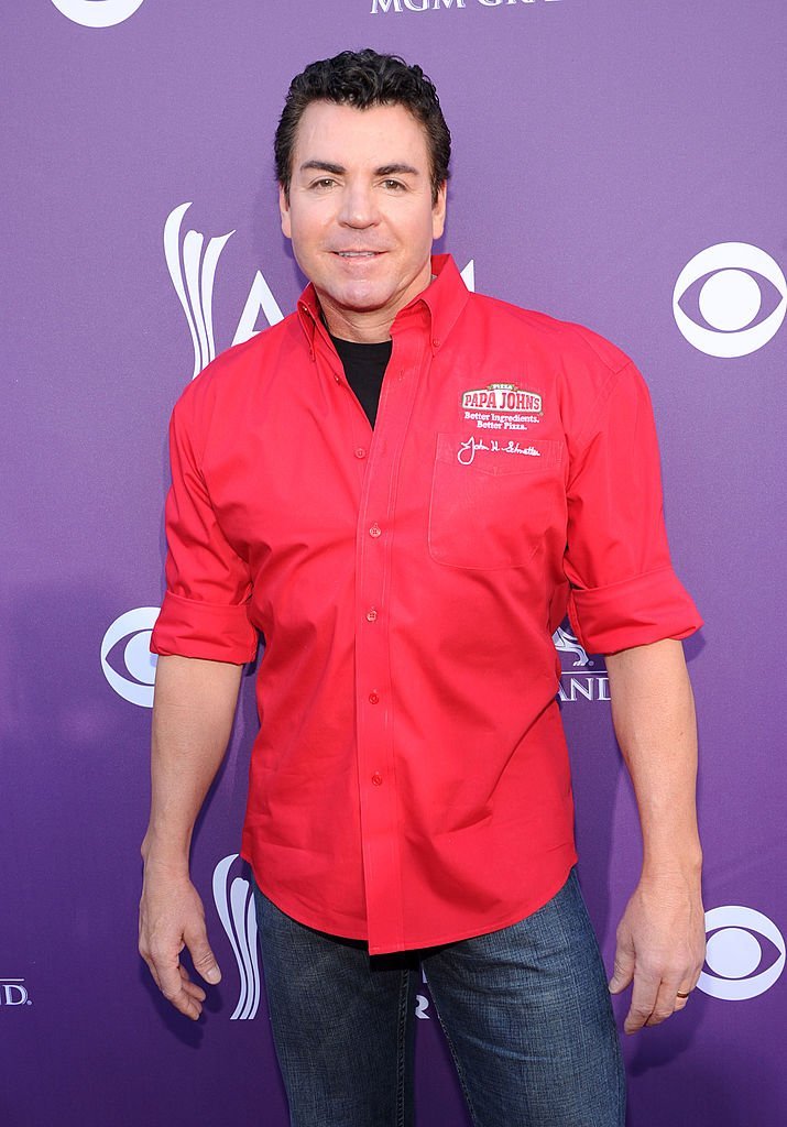  Papa John's Pizza CEO John Schnatter arrives at the 47th Annual Academy Of Country Music Awards held at the MGM Grand Garden Arena | Photo: Getty Images