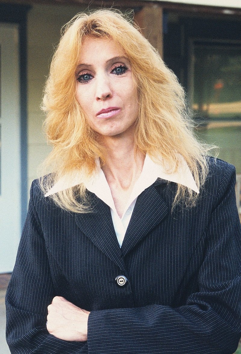 Eminem's mom Debbie Mathers outside her house in September, 2005 in Detroit, Michigan | Photo: Getty Images