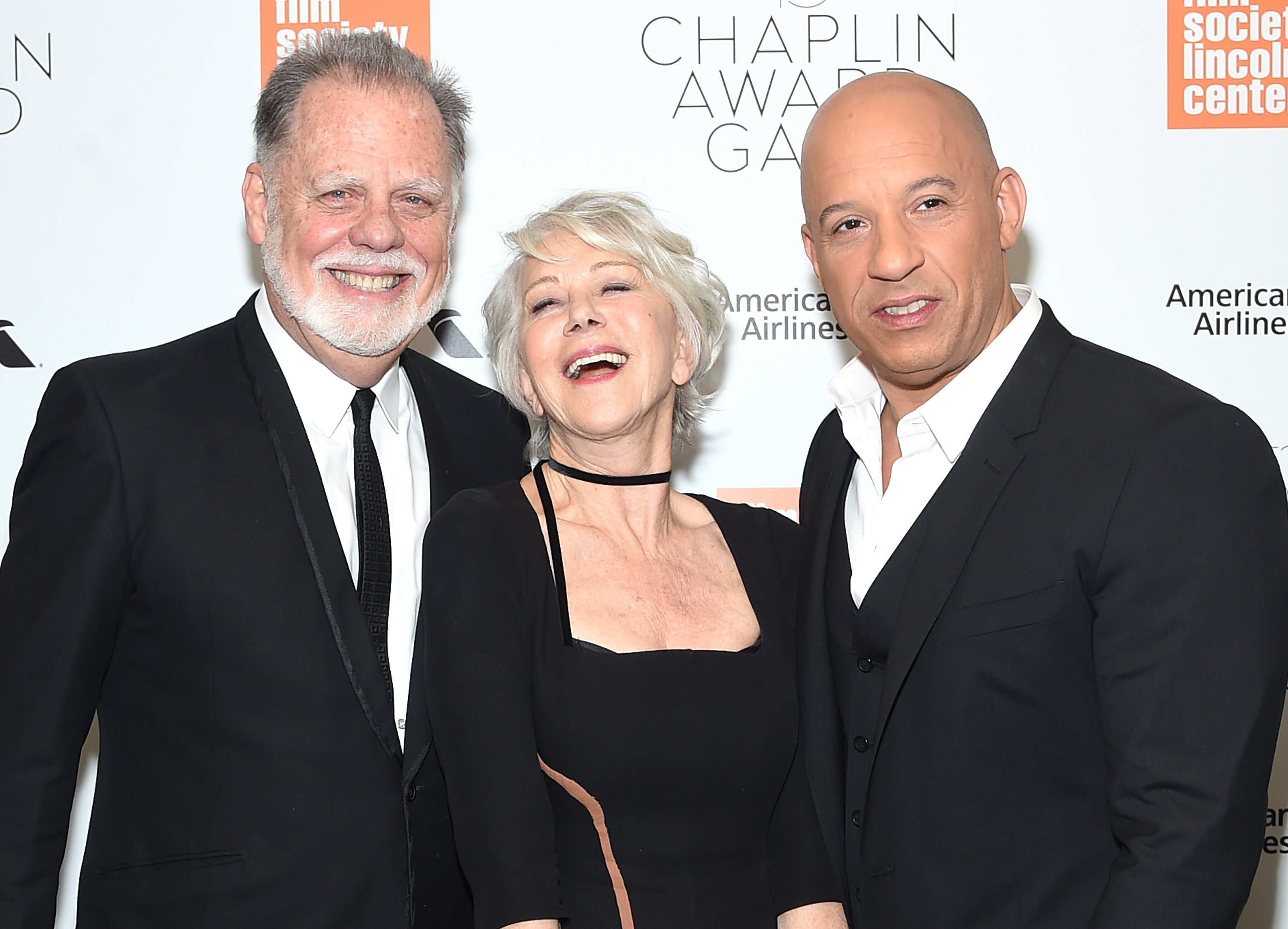 Taylor Hackford, Helen Mirren y Vin Diesel en la 45ª Gala del Premio Chaplin en el Lincoln Center, el 30 de abril de 2018 en Nueva York. | Foto: Getty Images