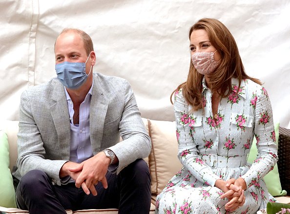Le Duc et la Duchesse de Cambridge en visite dans le sud du Pays de Galles.| Photo : Guety Images
