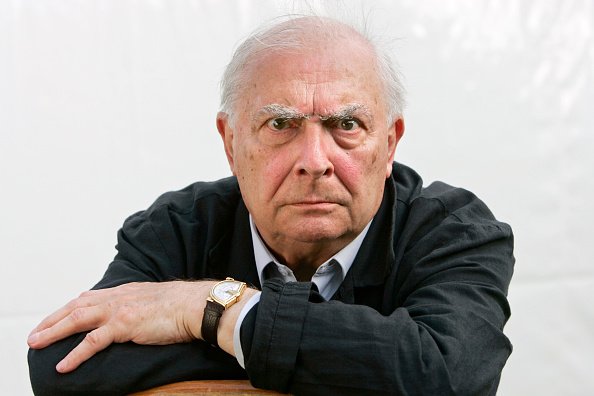 Claude Chabrol lors d'une séance photo individuelle. | Photo : Getty Images