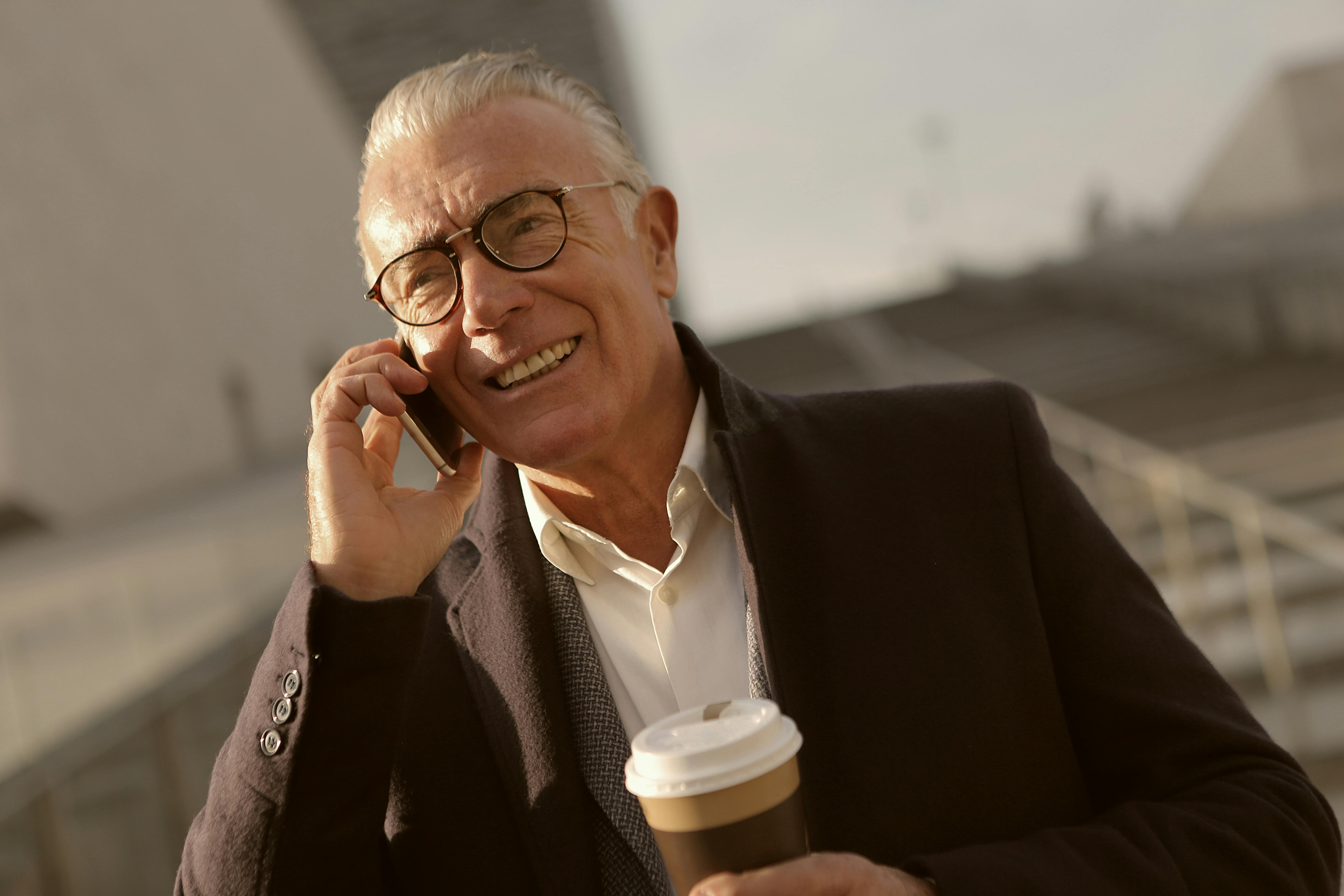 Senior man on a phone call | Source: Pexels