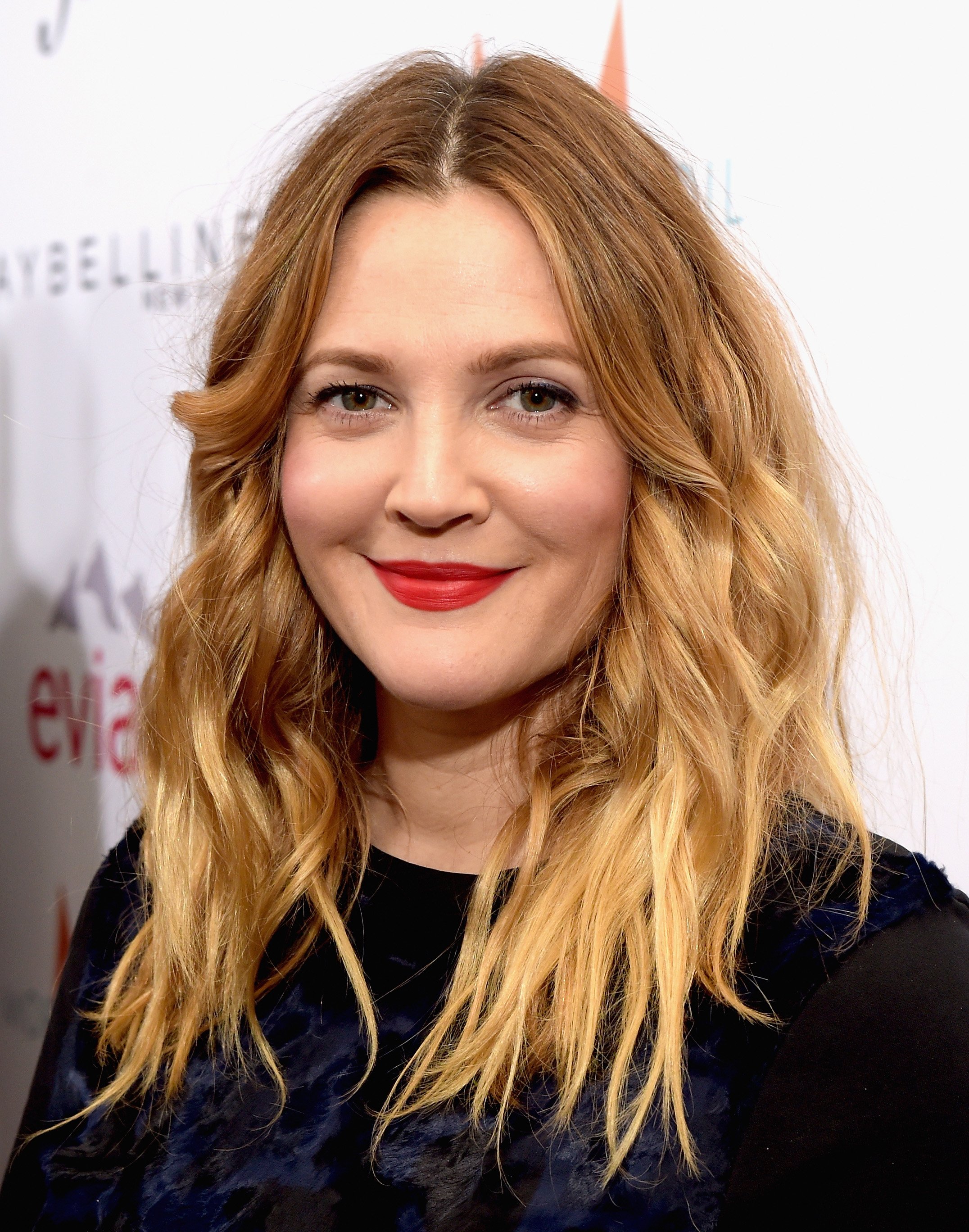 Actress Drew Barrymore attends The DAILY FRONT ROW "Fashion Los Angeles Awards" Show at Sunset Tower on January 22, 2015 in West Hollywood, California. | Source: Getty Images