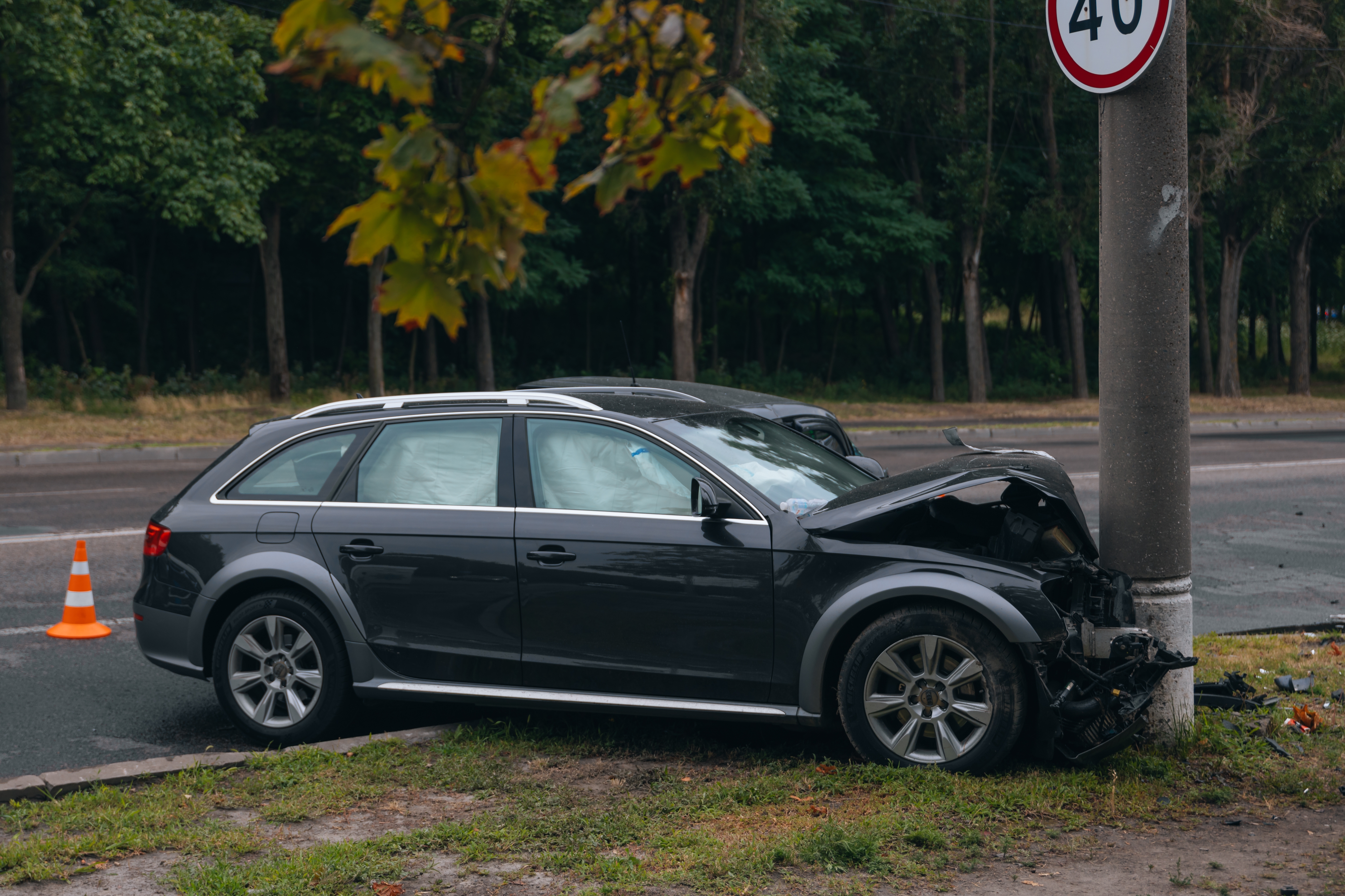 A car that had crashed into a pole | Source: Shutterstock