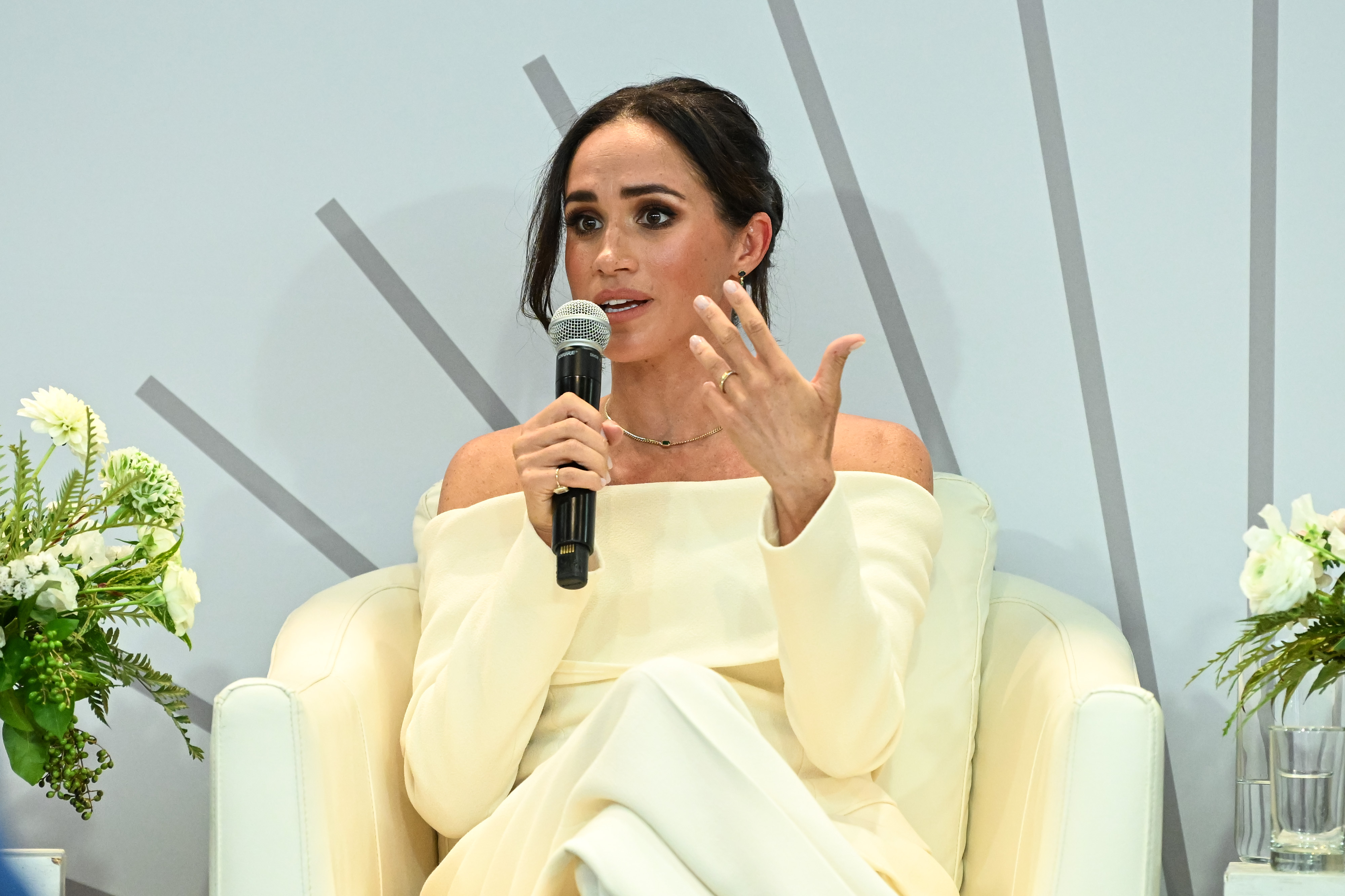 Meghan Markle speaks at a mental health summit in New York City on October 10, 2023 | Source: Getty Images
