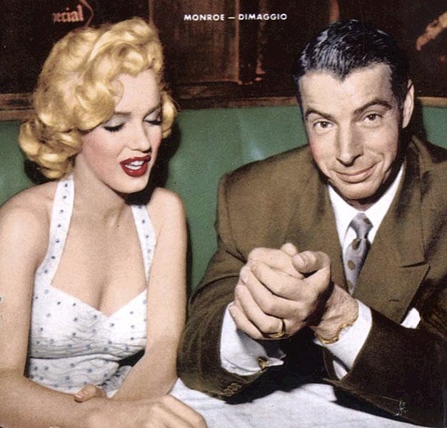 Marilyn Monroe and Joe DiMaggio from the cover of the January 1954 issue of Now magazine. | Source: Wikimedia Commons