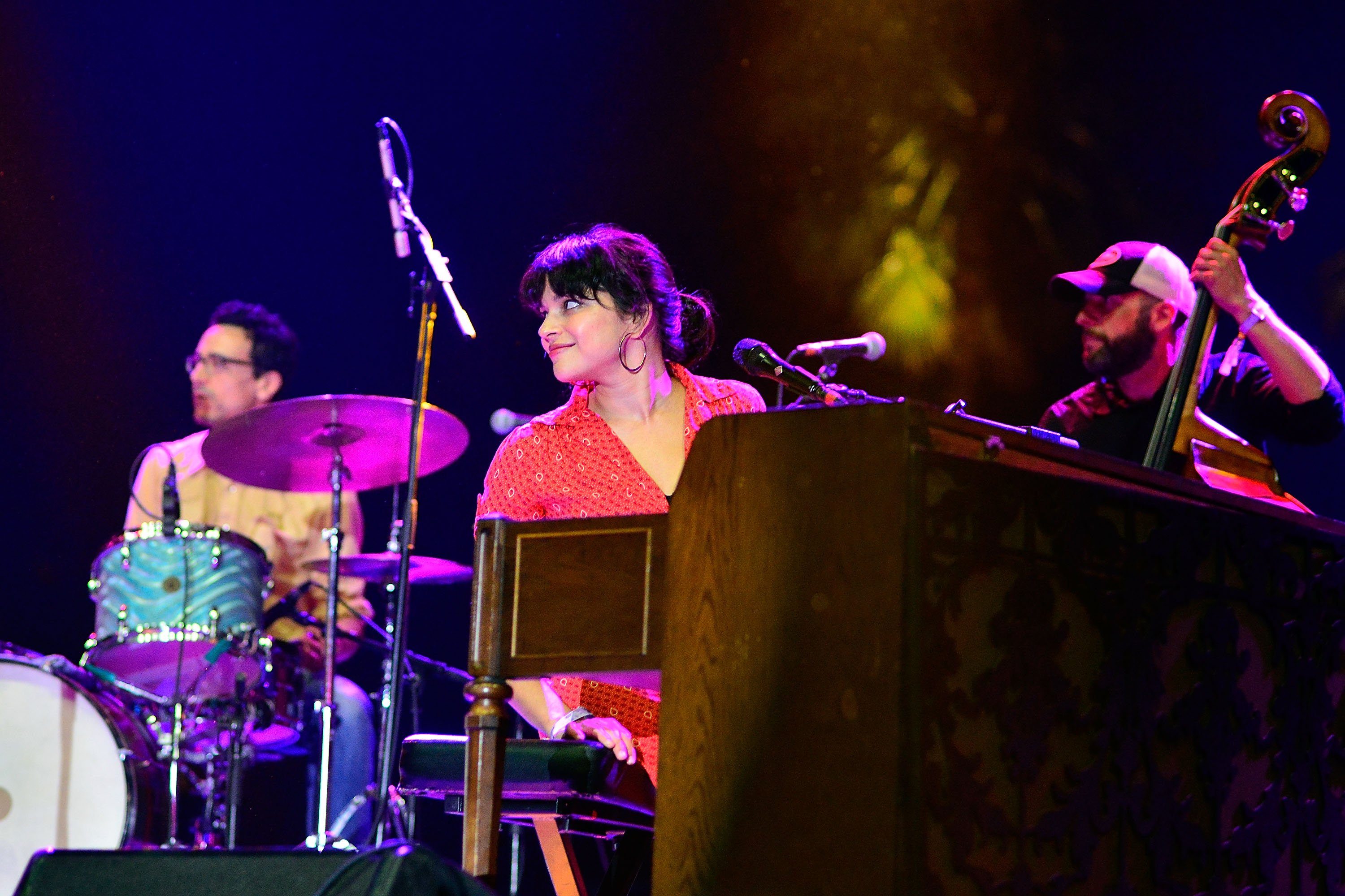 Dan Rieser, Norah Jones and Lee Alexander of The Little Willies during the 2013 Stagecoach Country Music Festival at The Empire Polo Club on April 26, 2013, in Indio, California. | Source: Getty Images