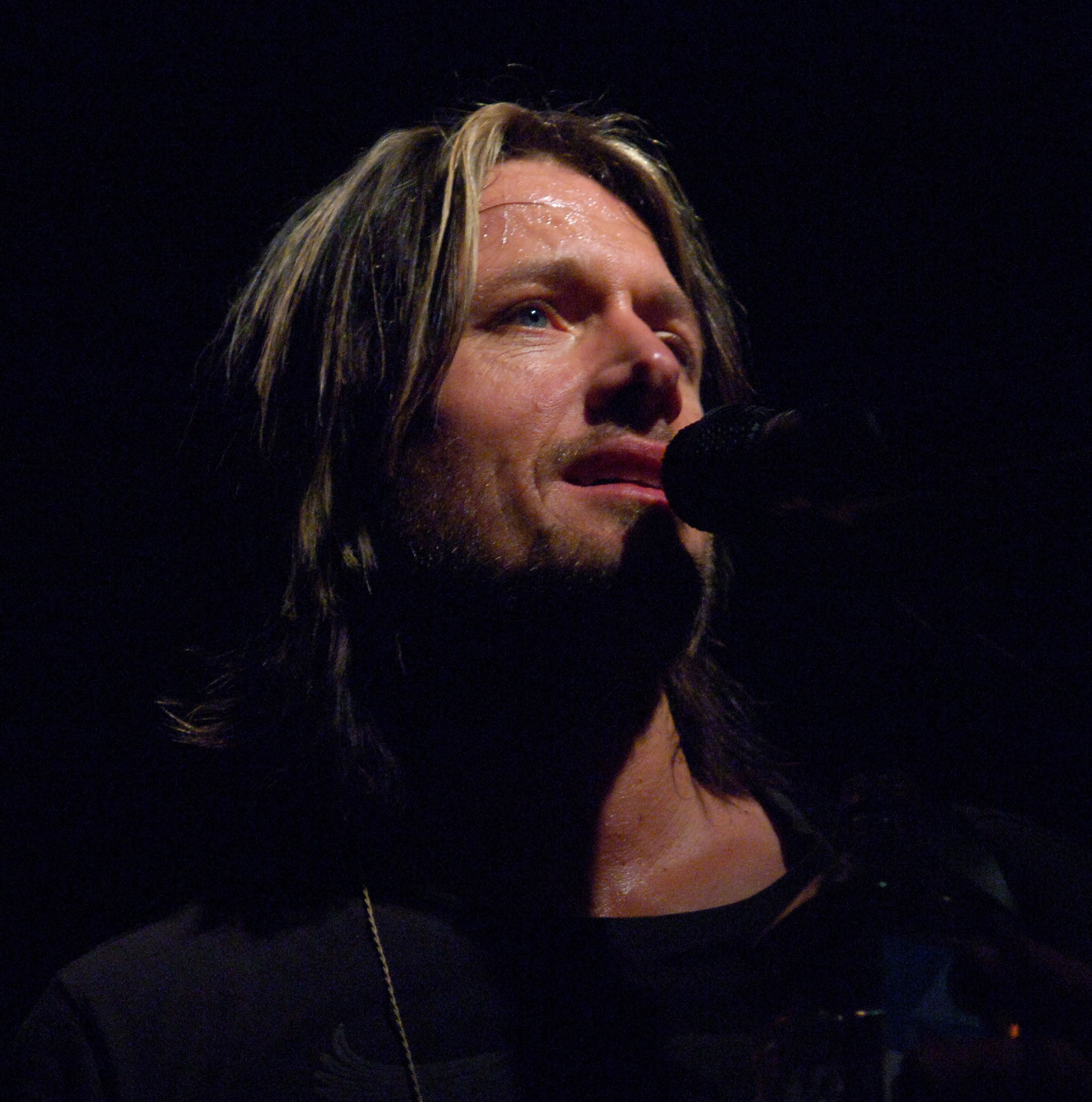 Keith Urban performing at the Irving Plaza in New York City in 2005. | Source: Getty Images