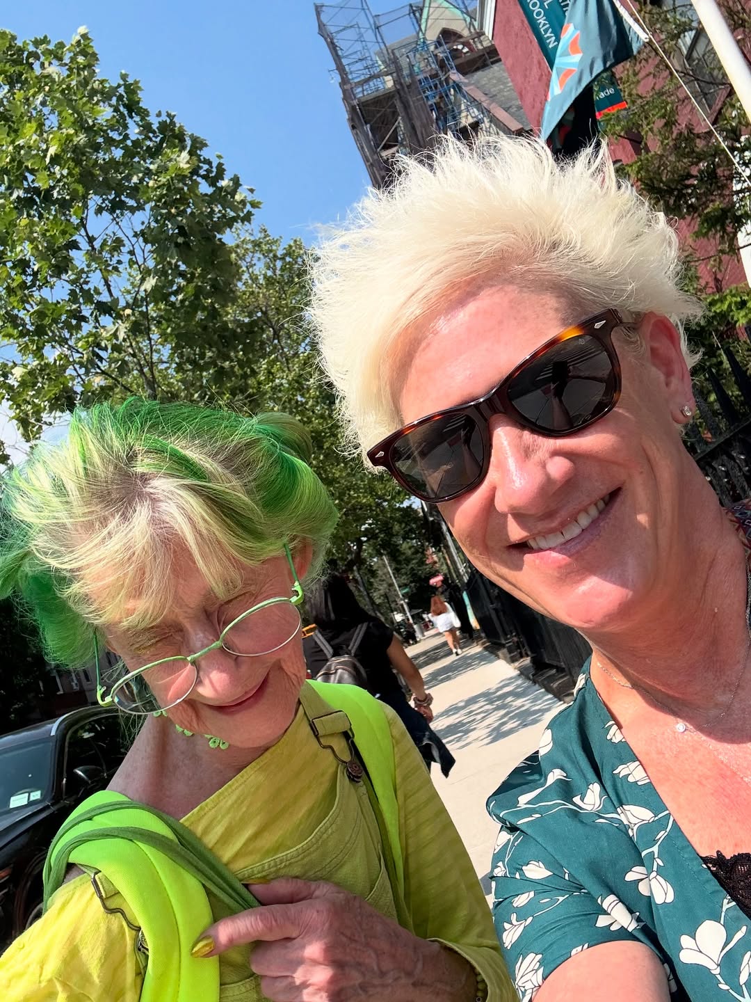Anne Burrell pictured with the Green Lady of Brooklyn, dated June 12, 2025 | Source: Instagram/chefanneburrell