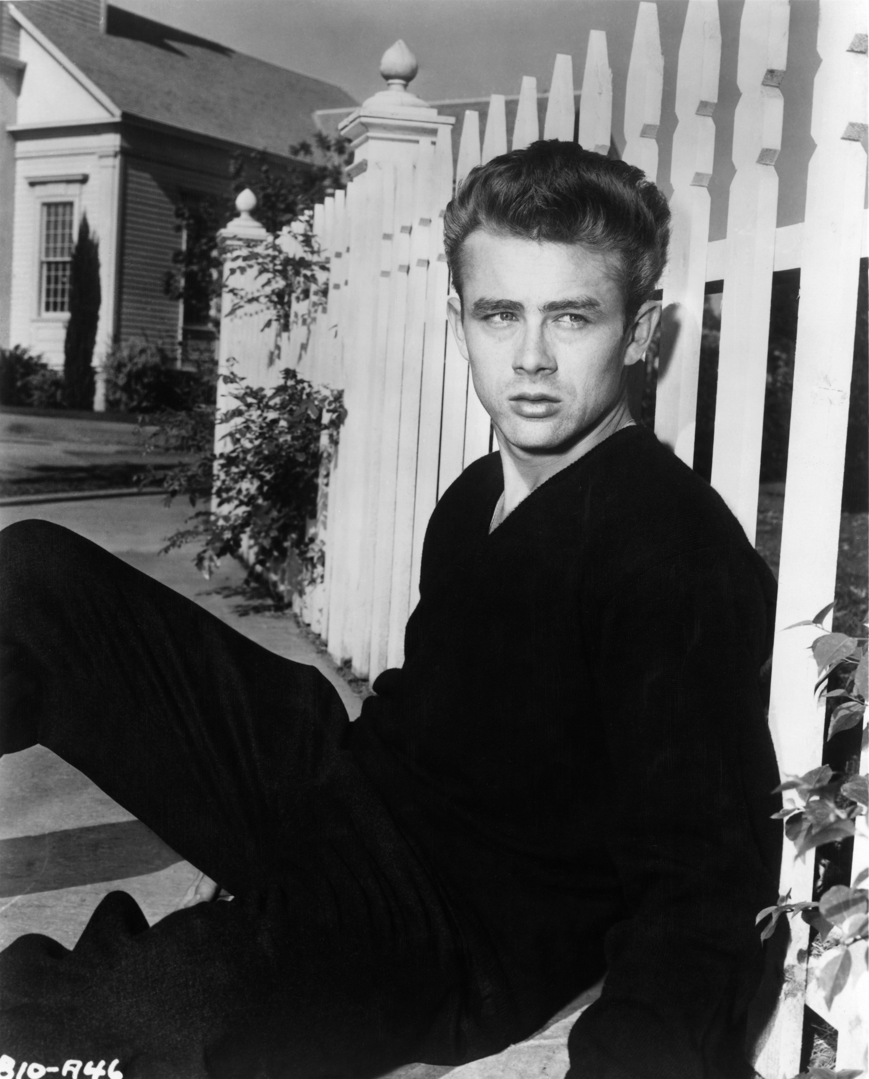  Actor James Dean poses for a photo on the set of the Warner Bros film 'East Of Eden' in 1954 in California. | Source: Getty Images