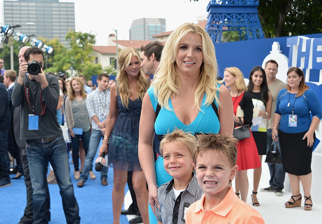 Britney Spears, Jayden Federline, and Sean Federline at the premiere of Columbia Pictures' "Smurfs 2," July 2013 | Source: Getty Images