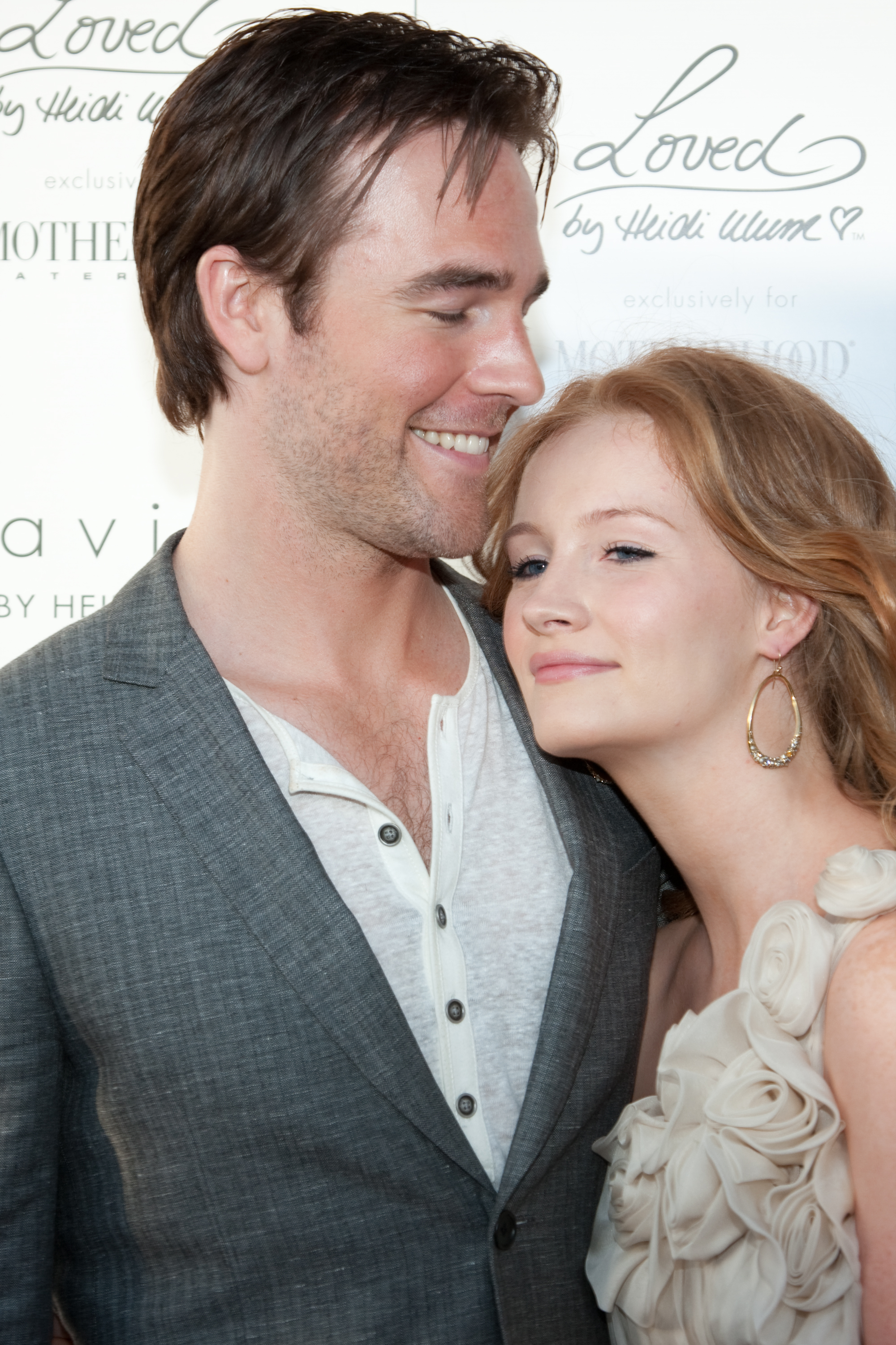 James Van Der Beek and his wife, Kimberly, attend Heidi Klum & A Pea in the Pod's Mom’s-To-Be Night Out in Beverly Hills, California, on May 26, 2010 | Source: Getty Images