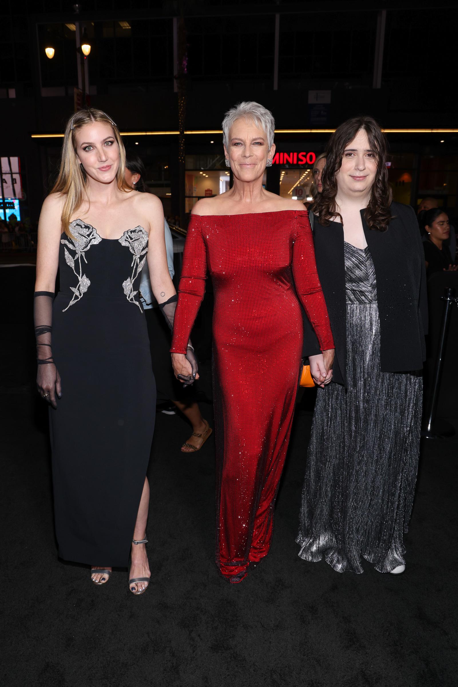 Ruby Guest, Jamie Lee Curtis, and Annie Guest attend Universal Pictures World Premiere of "Halloween Ends" on October 11, 2022 in Hollywood, California | Source: Getty Images