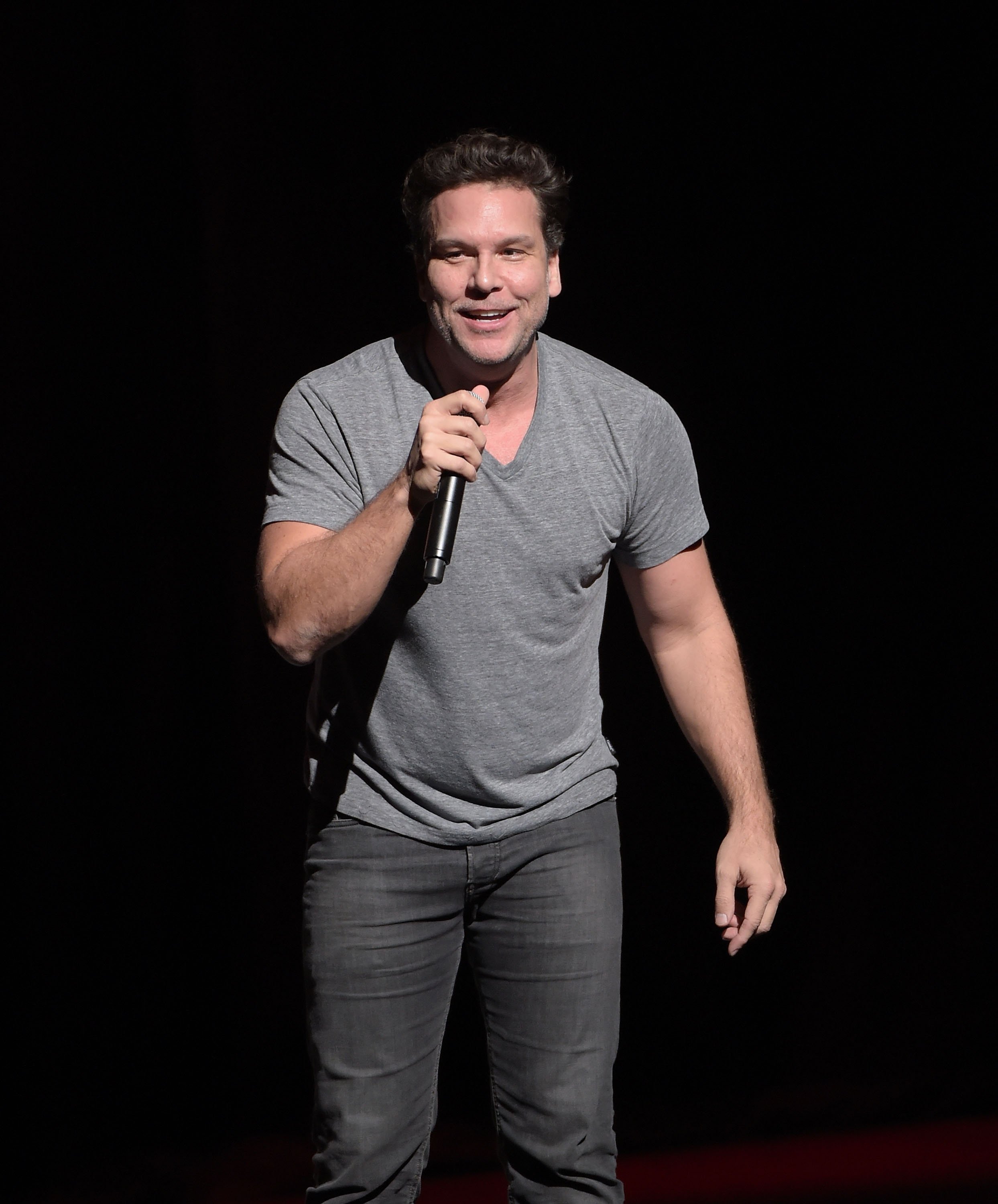 Dane Cook performing during the New York Comedy Festival in New York on November 4, 2016 |  Source: Getty Images 