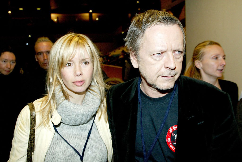 Renaud et sa femme Romane Serda. | Photo : Getty Images