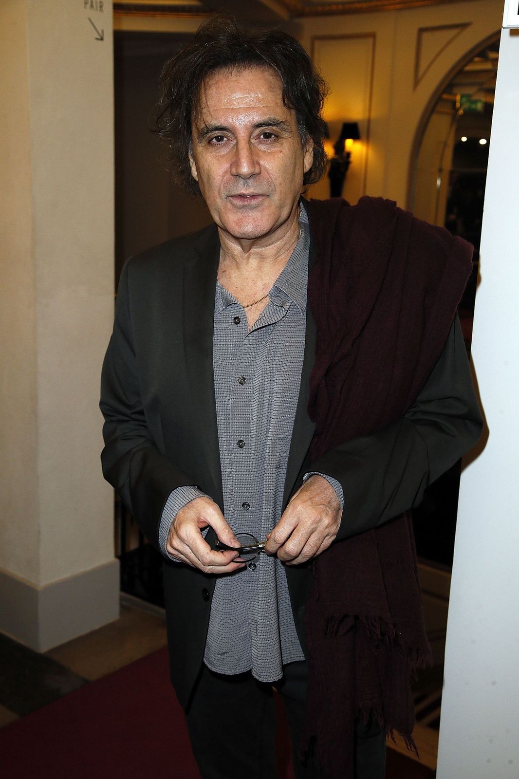 Le réalisateur et scénariste Eric Assous | Photo : Getty Images Le réalisateur et scénariste Eric Assous | Photo : Getty Images