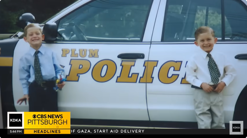 Ryan and his twin brother Jacob, from a post dated May 20, 2025 | Source: Youtube/@CBSPittsburgh