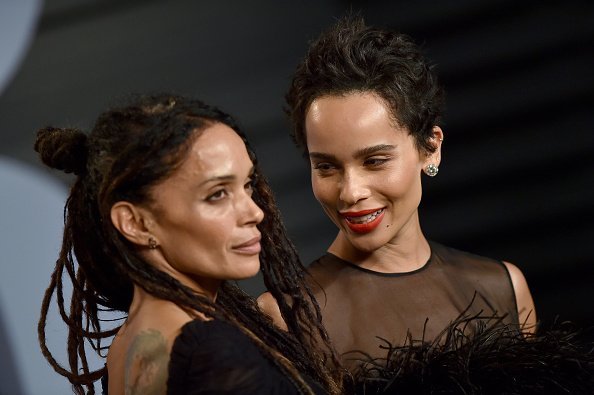  Actors Lisa Bonet (L) and Zoe Kravitz attend the 2018 Vanity Fair Oscar Party hosted by Radhika Jones at Wallis Annenberg Center for the Performing, California. | Photo: Getty Images.