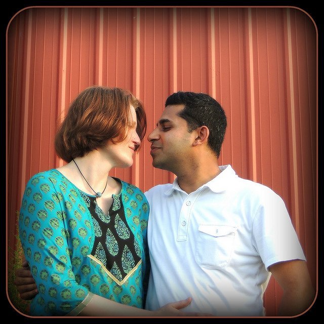 Un couple heureux et amoureux. l Source: Flickr Un couple heureux et amoureux. l Source: Flickr