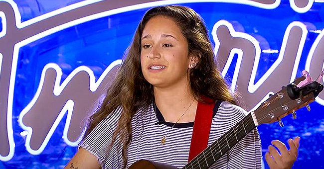 "American Idol" alum Avalon Young performing on stage | Photo: YouTube/Tiny Tom