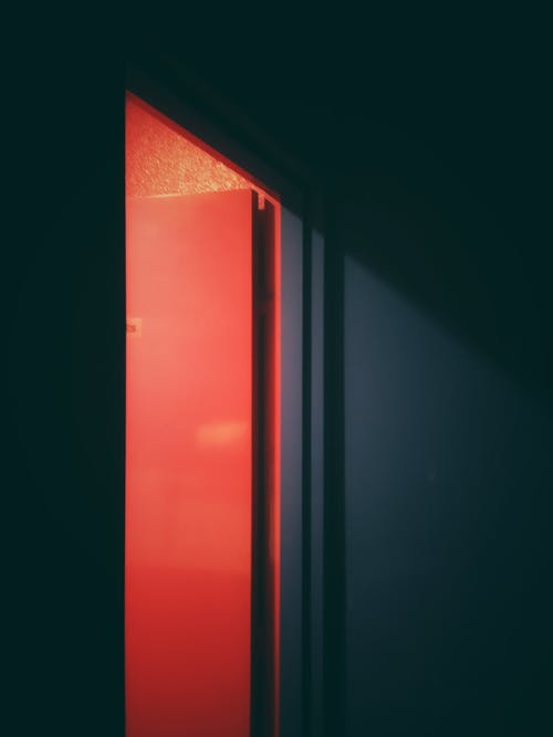 As Amanda approached the door, she noticed that it was slightly open | Source: Pexels