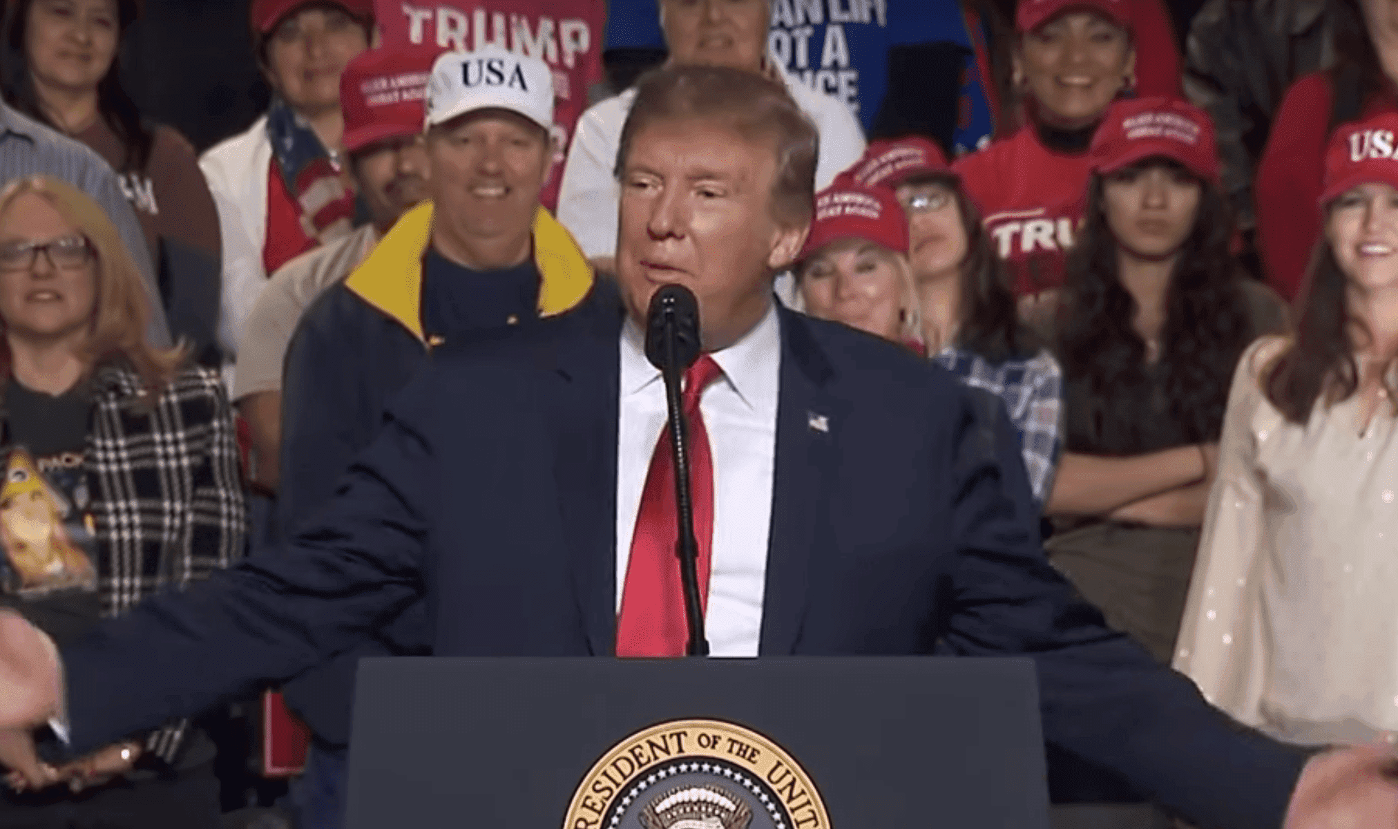 President Trump at a "Make America Great Again Rally" in El Paso, Texas | Photo: YouTube/FOX 10 Phoenix