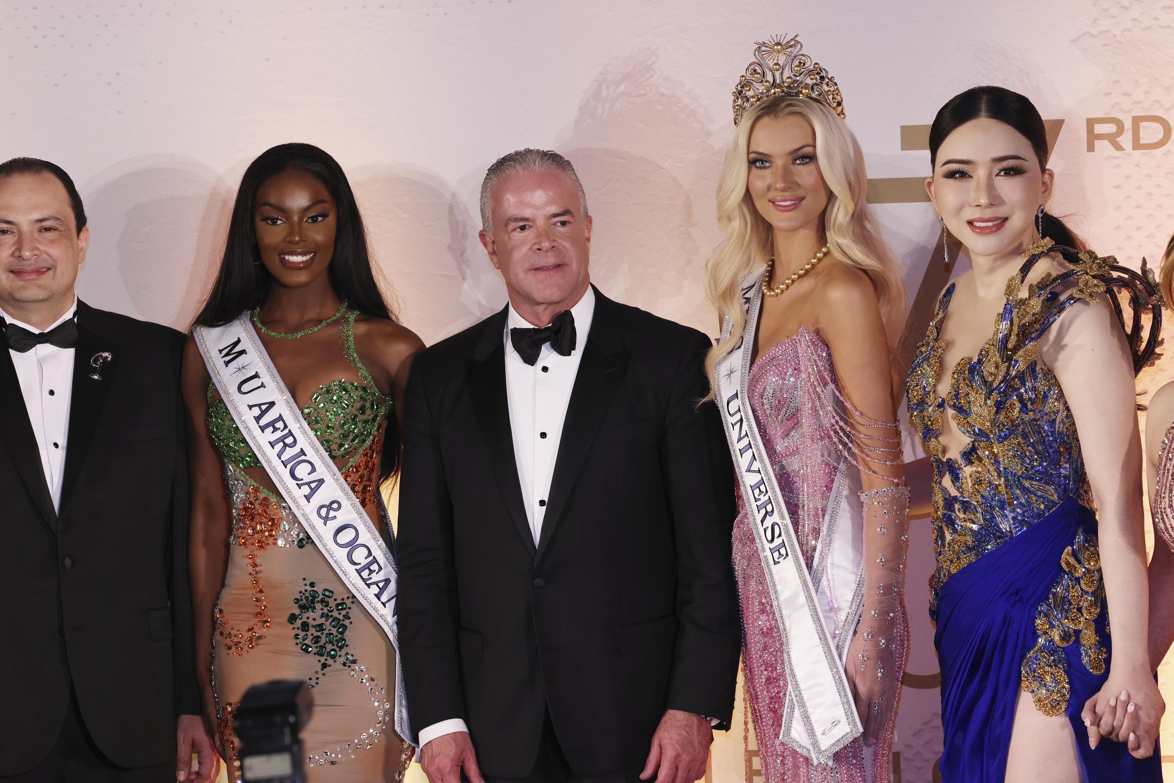 Miss Nigeria Chidimma Adetshinar, Raul Rocha Cantu, Miss Denmark Victoria Kjær Theilvig, and Anne Jakkapong Jakrajutatip at a press conference at the 73rd Miss Universe Pageant competition in Mexico on November 16, 2024 | Source: Getty Images