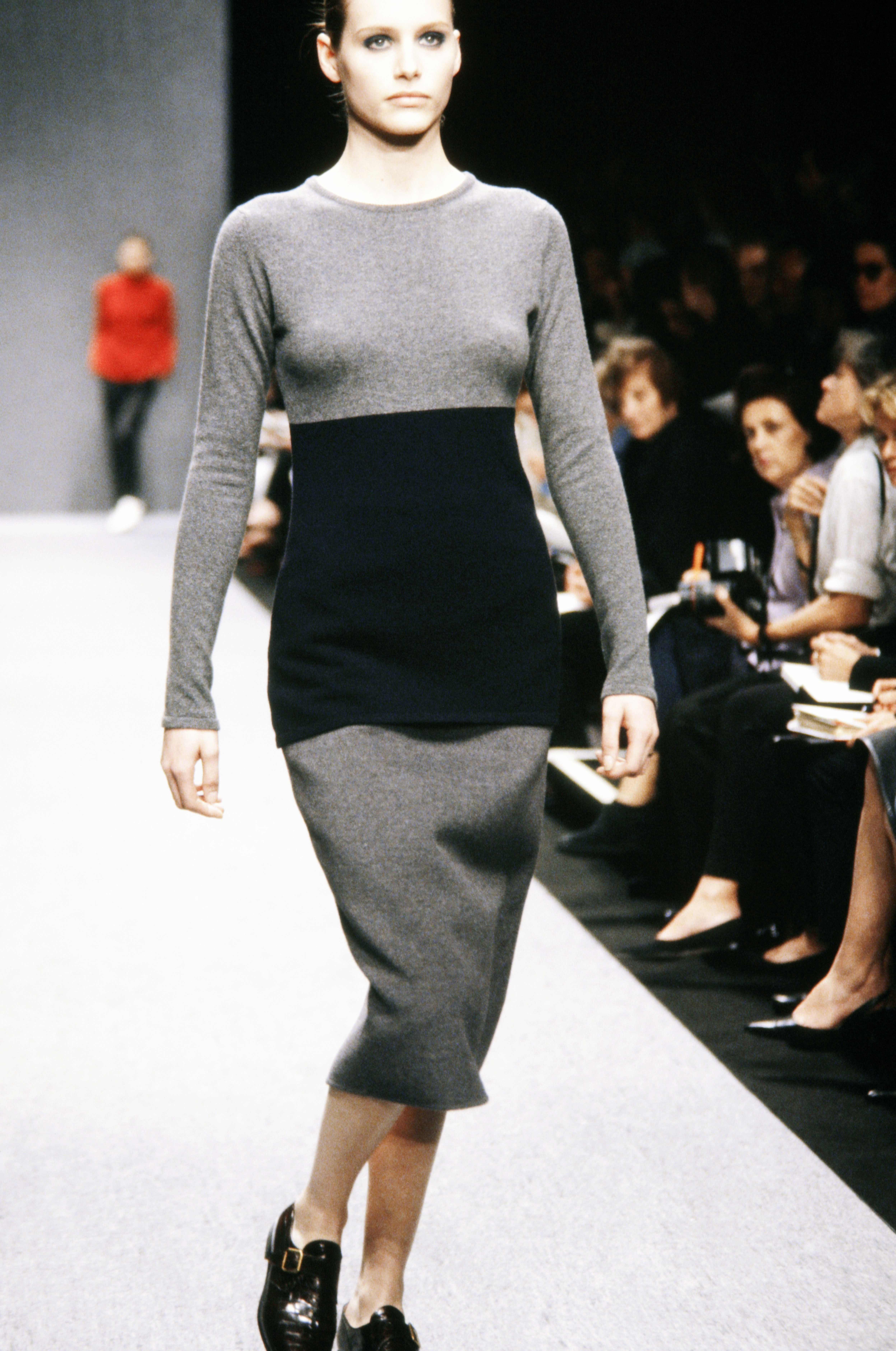 Georgina Cooper walks in the Michael Kors Fall 1998 "Ready to Wear" Runway Show on April 1, 1998, in New York City | Source: Getty Images