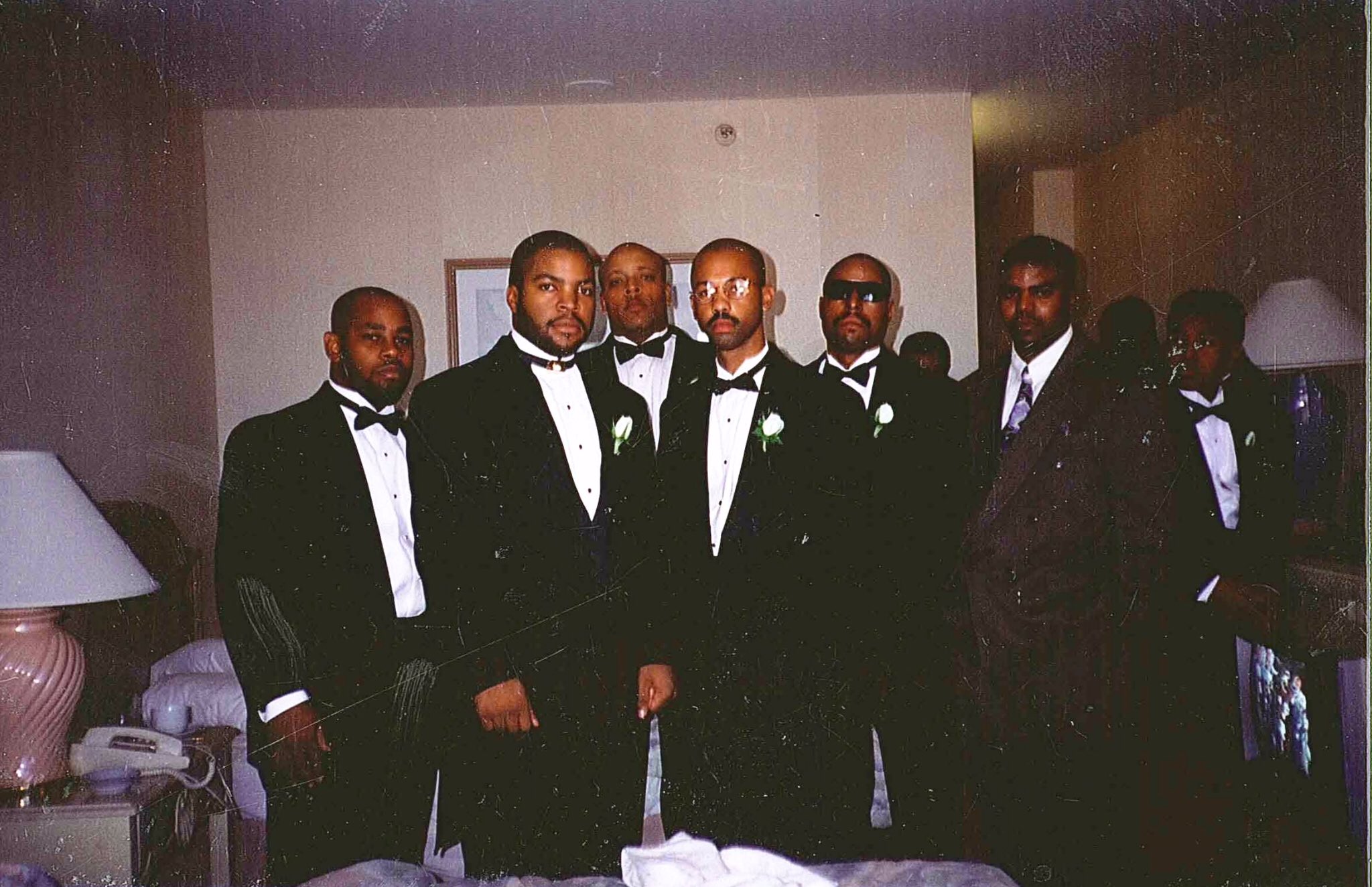 Ice Cube and his groomsmen on his wedding day. | Source: X/@icecube