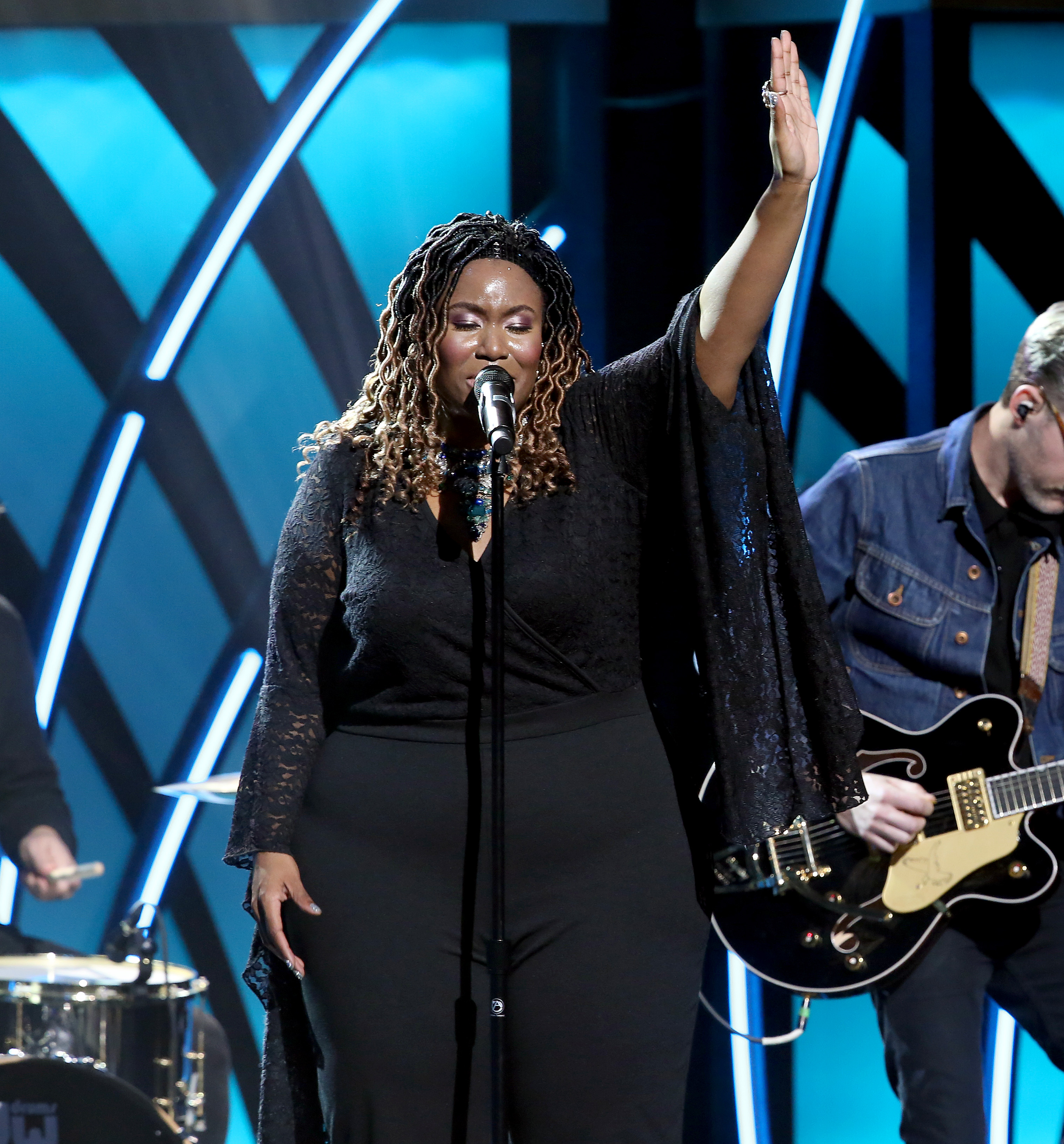 Mandisa performing at the 7th Annual K-LOVE Fan Awards in Nashville, Tennessee on June 2, 2019 | Source: Getty Images