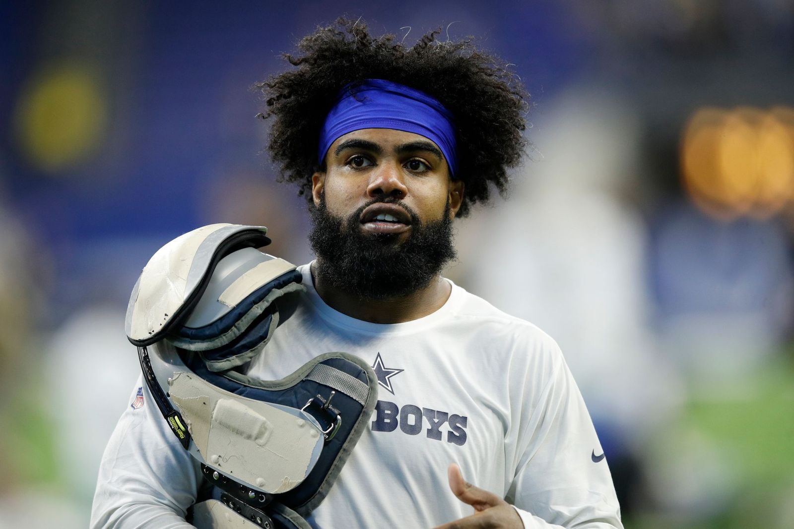 Ezekiel Elliot after a loss to the Indianapolis Colts at the Lucas Oil Stadium on December 16, 2018, in Indianapolis, Indiana | Photo: Joe Robbins/Getty Images