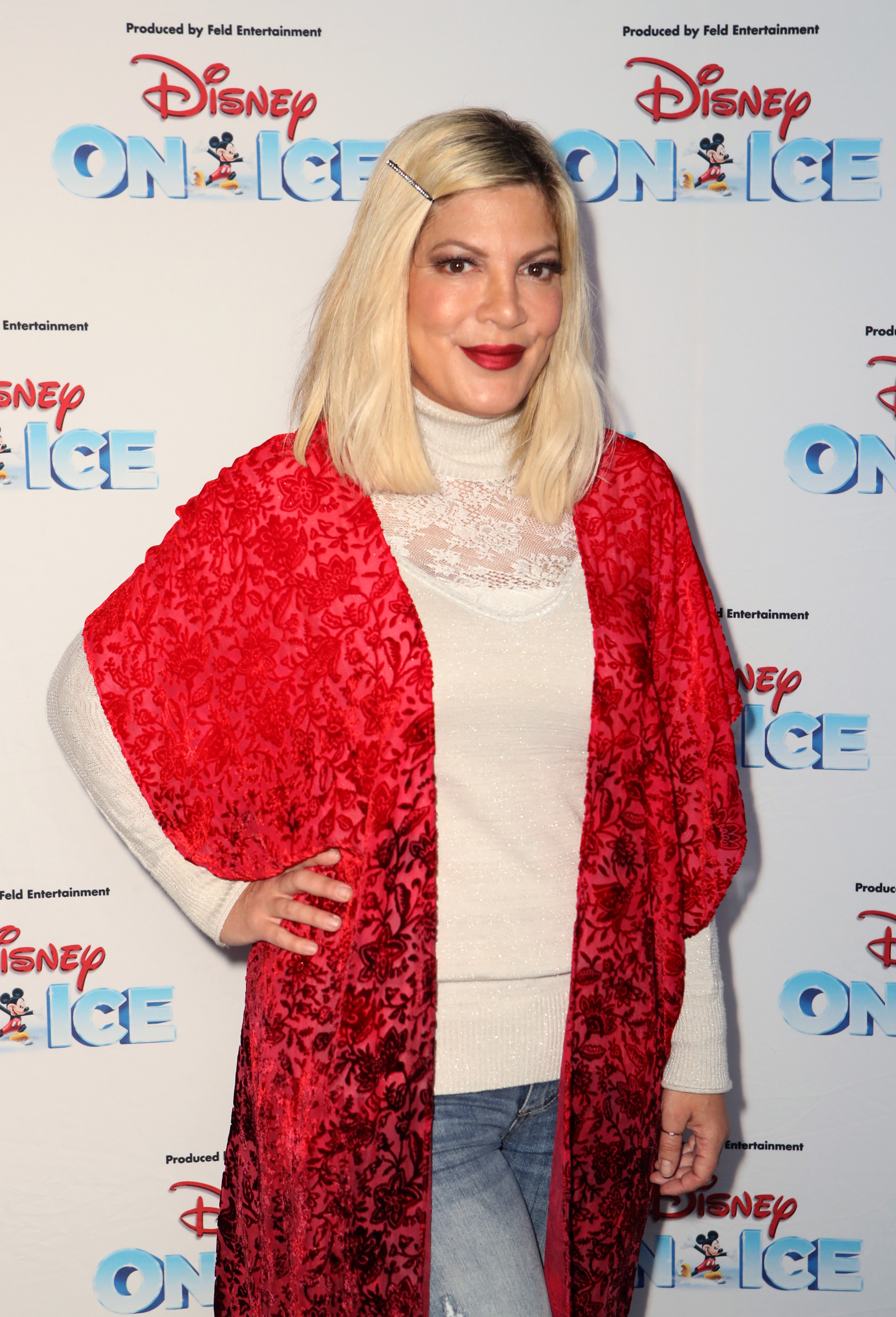 Tori Spelling at the Disney On Ice event at the Staples Center, October, 2019. | Photo: Getty Images.