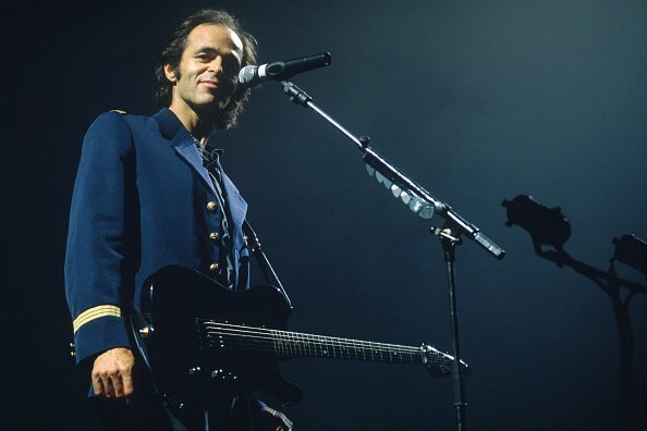 Jean-Jacques Goldman en concert à Besançon. | Photo : Getty Images.