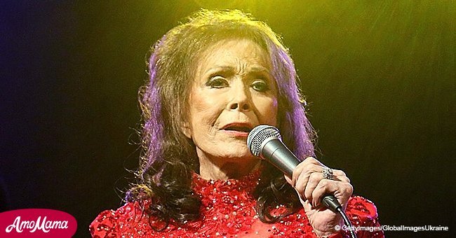 Country legend Loretta Lynn is mourning a terrible loss 