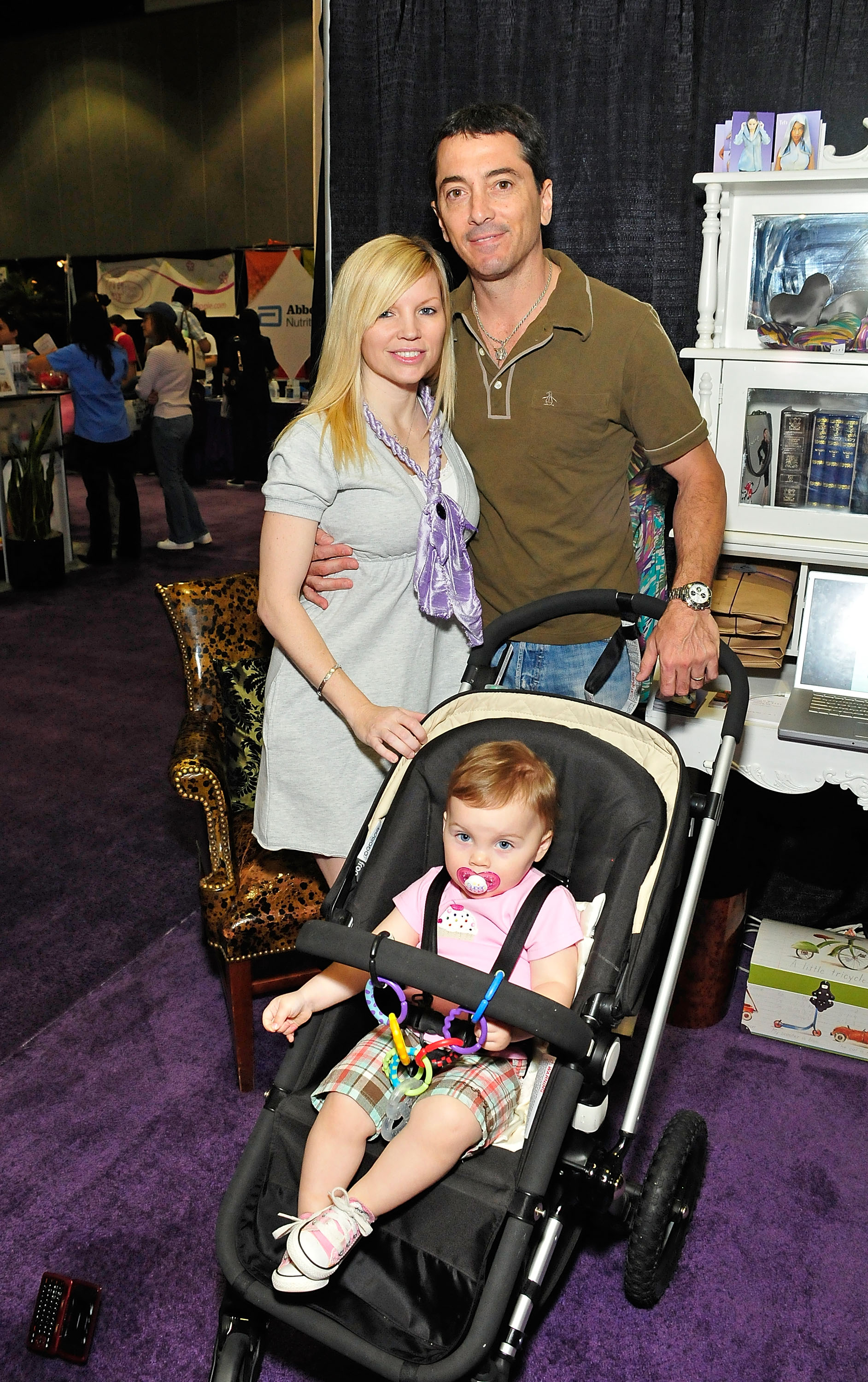 Actor Scott Baio and wife Renee Sloan pose with daughter Bailey at the Baby & Tween Celebration trade show, held at the Los Angeles Convention Center on April 26, 2009 in Los Angeles, California. | Source: Getty Images