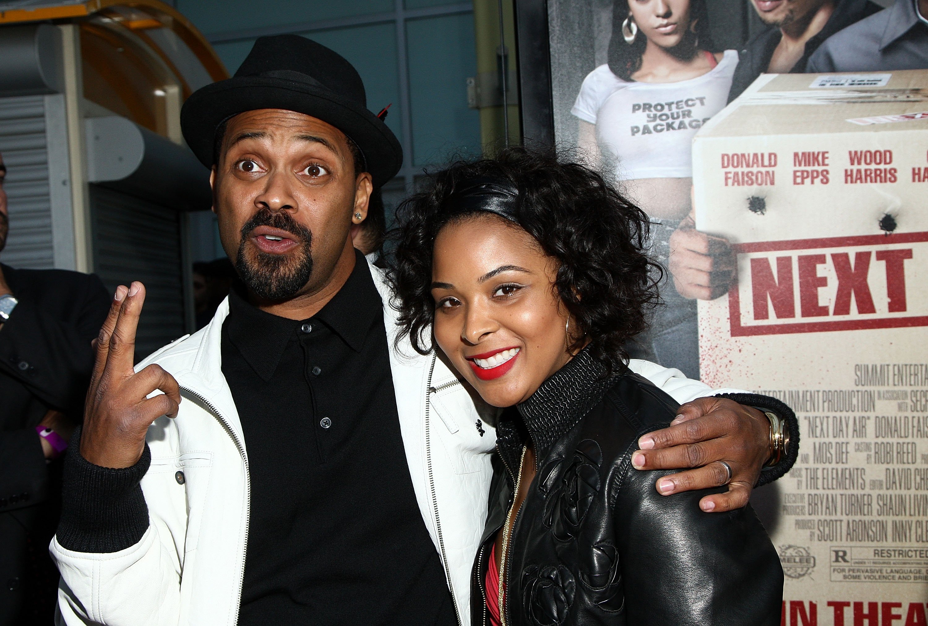 Mike Epps and wife Mechelle Epps arrive at the screening of Summit Entertainment's "Next Day Air" held at the Arclight Theaters on April 29, 2009 | Photo: GettyImages
