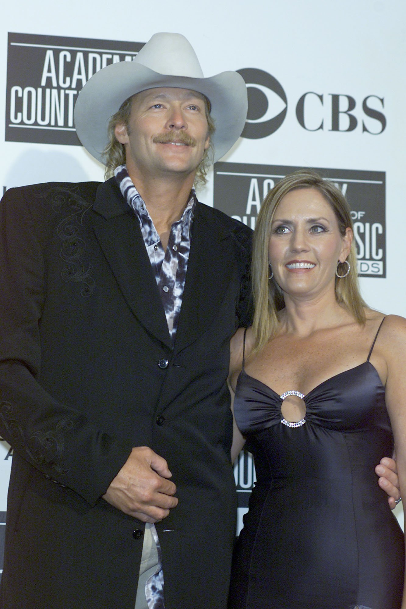 Alan Jackson and Denise Jackson attend the 36th Annual Academy of Country Music Awards in Los Angeles, California on May 9, 2001. | Source: Getty Images