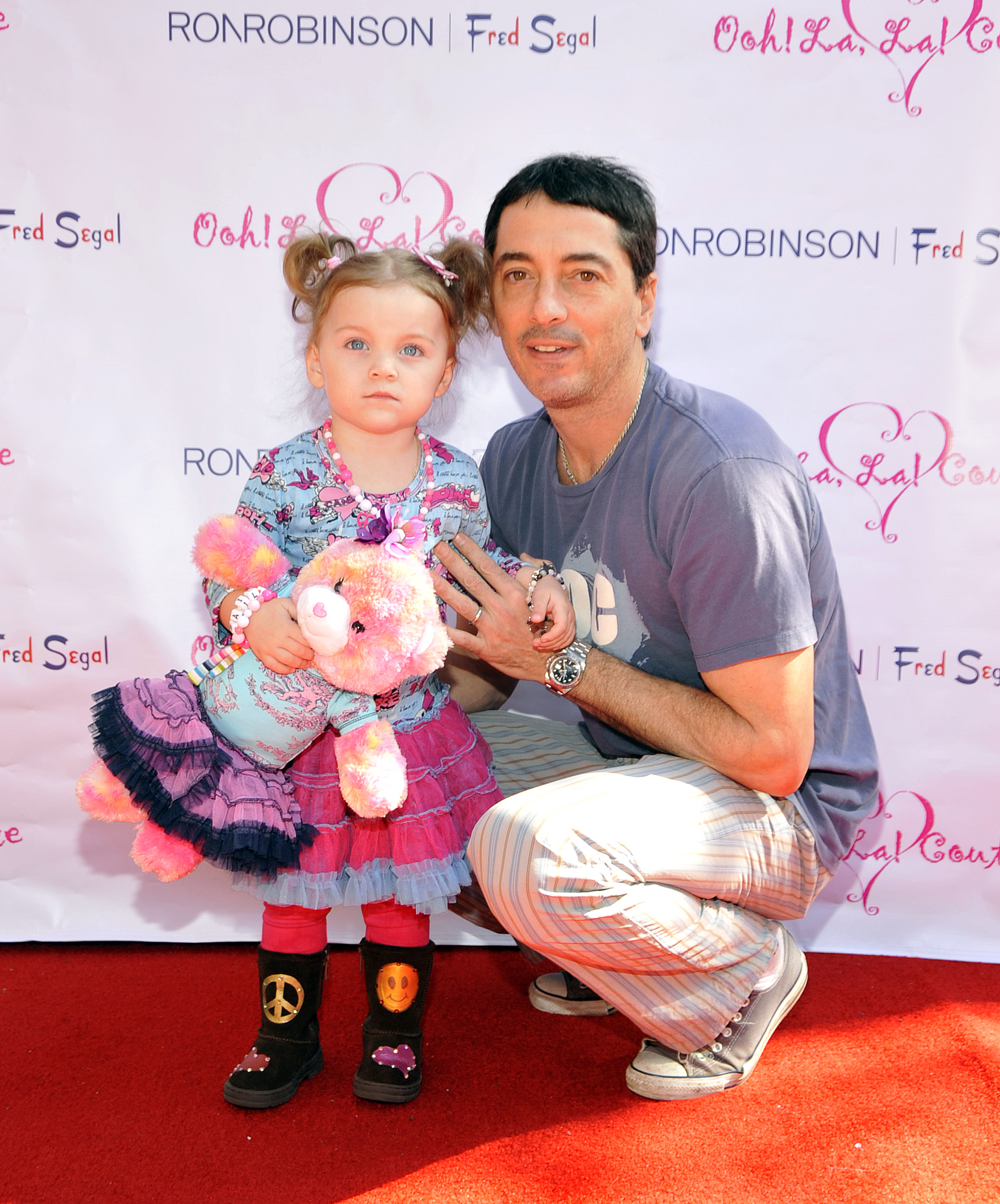 Bailey Baio and Actor Scott Baio on February 14, 2010 in Santa Monica, California | Source: Getty Images