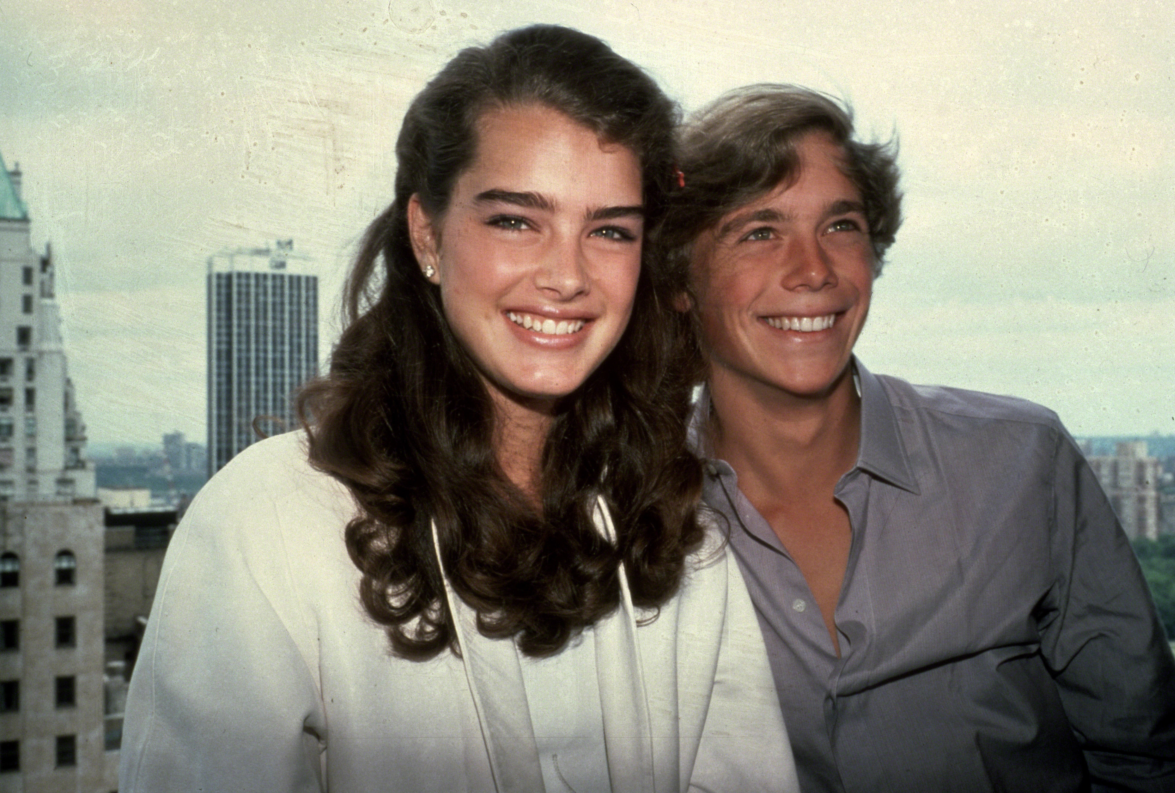 Brooke Shields and "Blue Lagoon" co-star Christopher Atkins, circa 1980 | Source: Getty Images