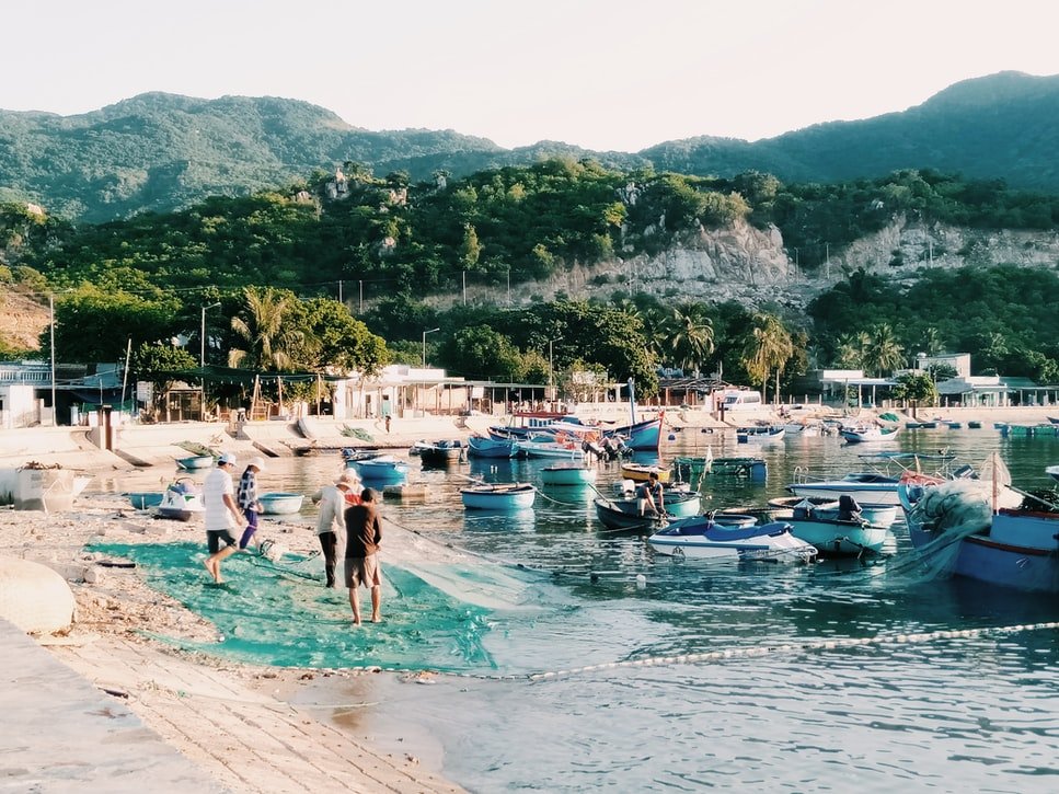 Mary found a less populated part of the beach to do her thing | Source: Pexels