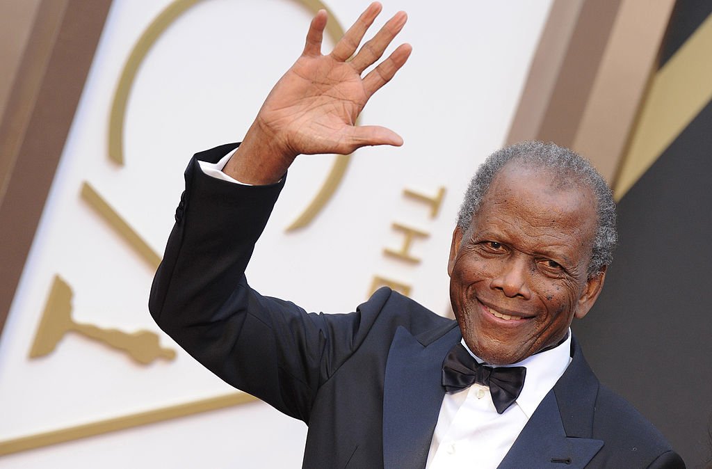 Actor Sidney Poitier arrives at the 86th Annual Academy Awards at Hollywood & Highland Center on March 2, 2014. | Photo: Getty Images